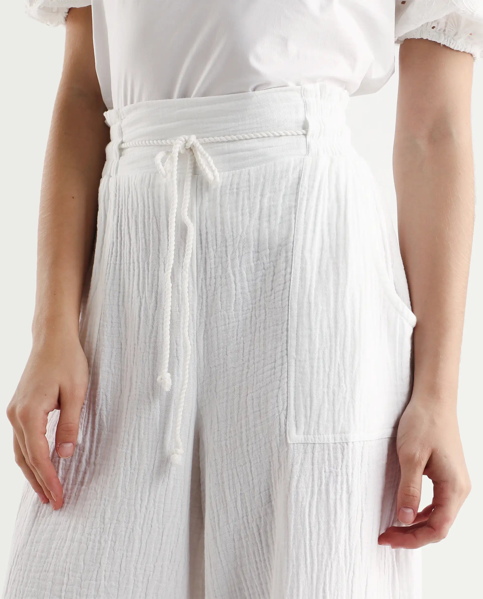 Rareism Women's Jorden Pastel White Cotton Plain Ankle Length Wide Trouser