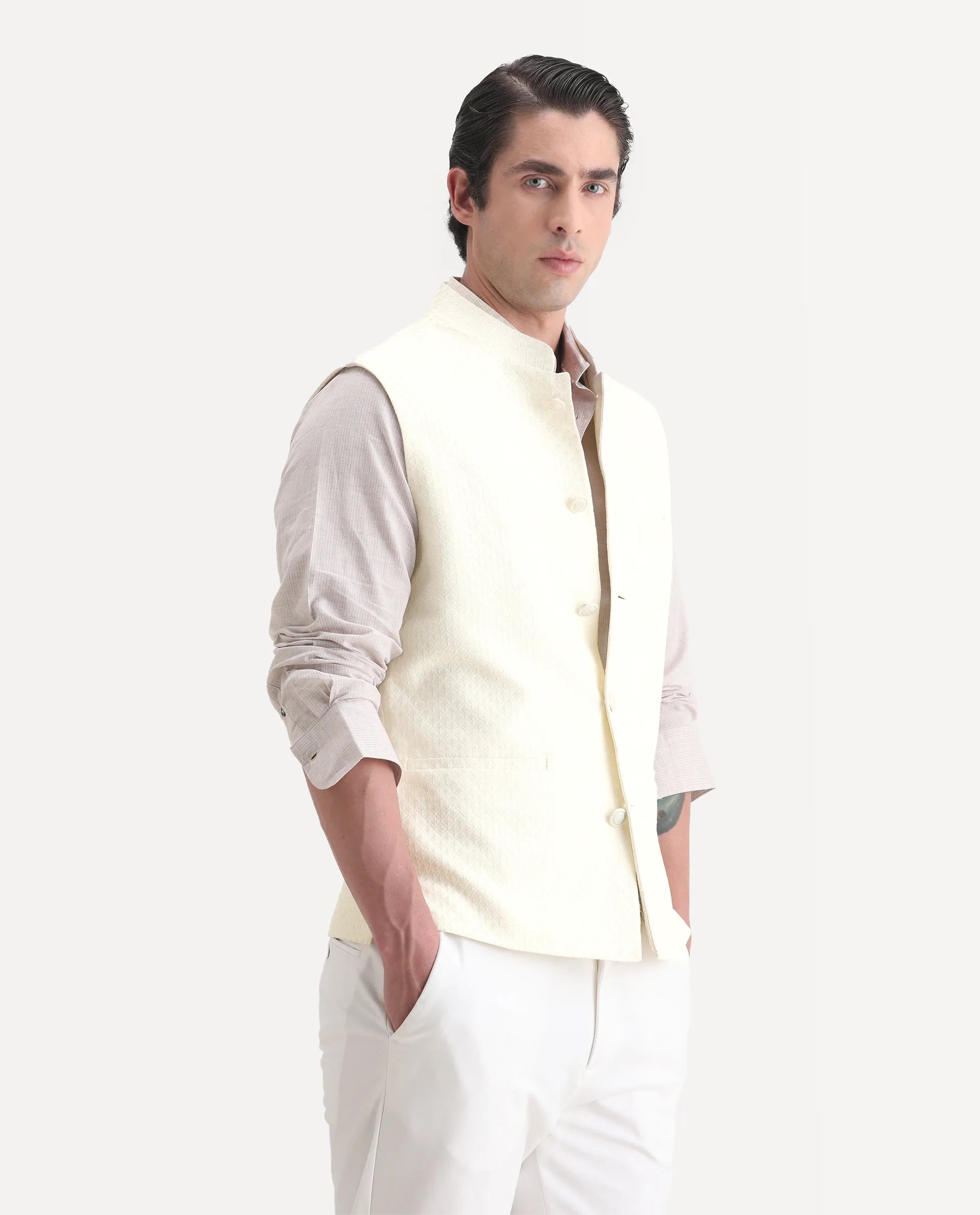 Rare Rabbit Men's Guild Festive Lasmos B1 Off White Viscose Embroidered Regular Fit Sleeveless Mandarin Collar Bandhgala