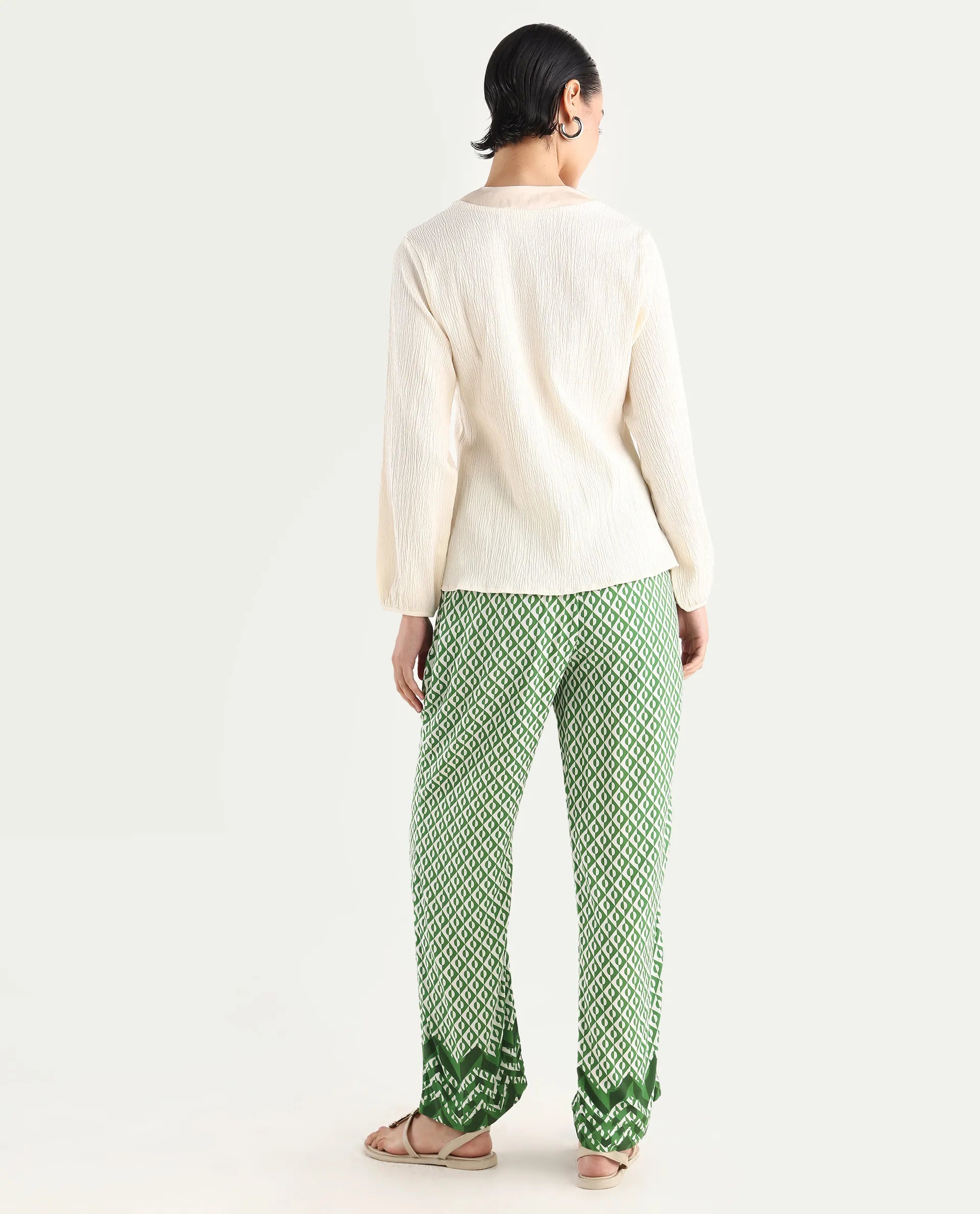 Rareism Women's Livornob Dark Green Viscose Blend Geometric Print Ankle Length Straight Fit Trouser