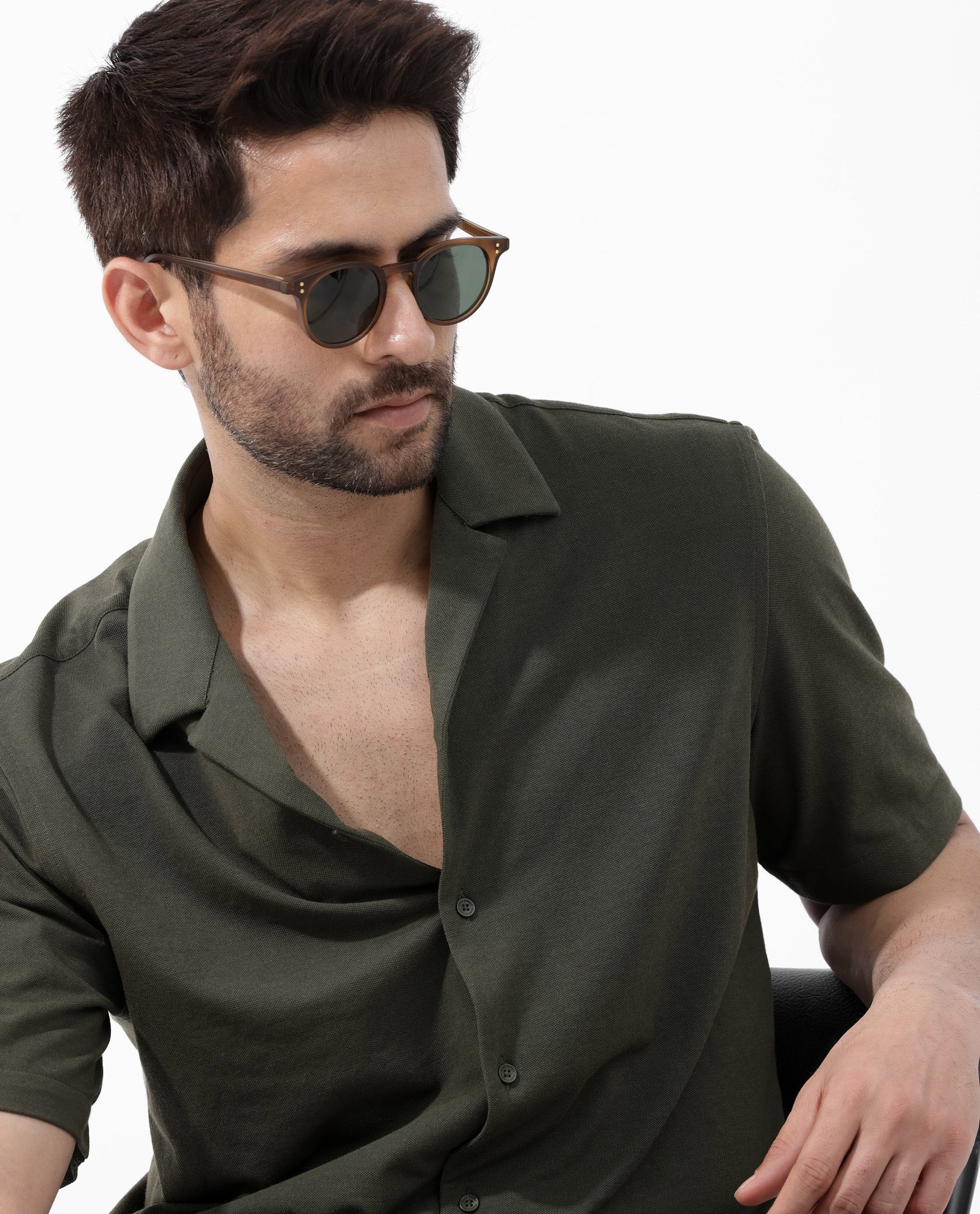 Rare Rabbit Men's Manga Olive Cotton Polyester Fabric Blend Cuban Collar Half Sleeves Boxy Fit Solid Knitted Shirt