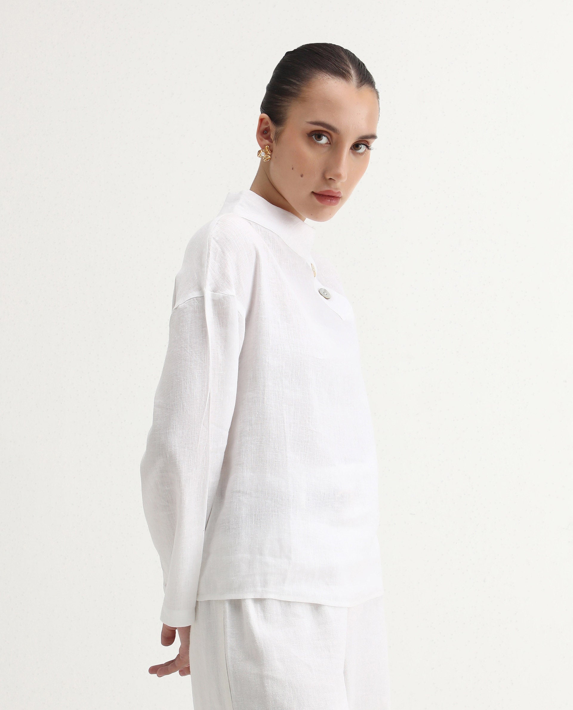Rareism Women's Mayotte White Linen Mandarin Collar Plain Relaxed Fit Top
