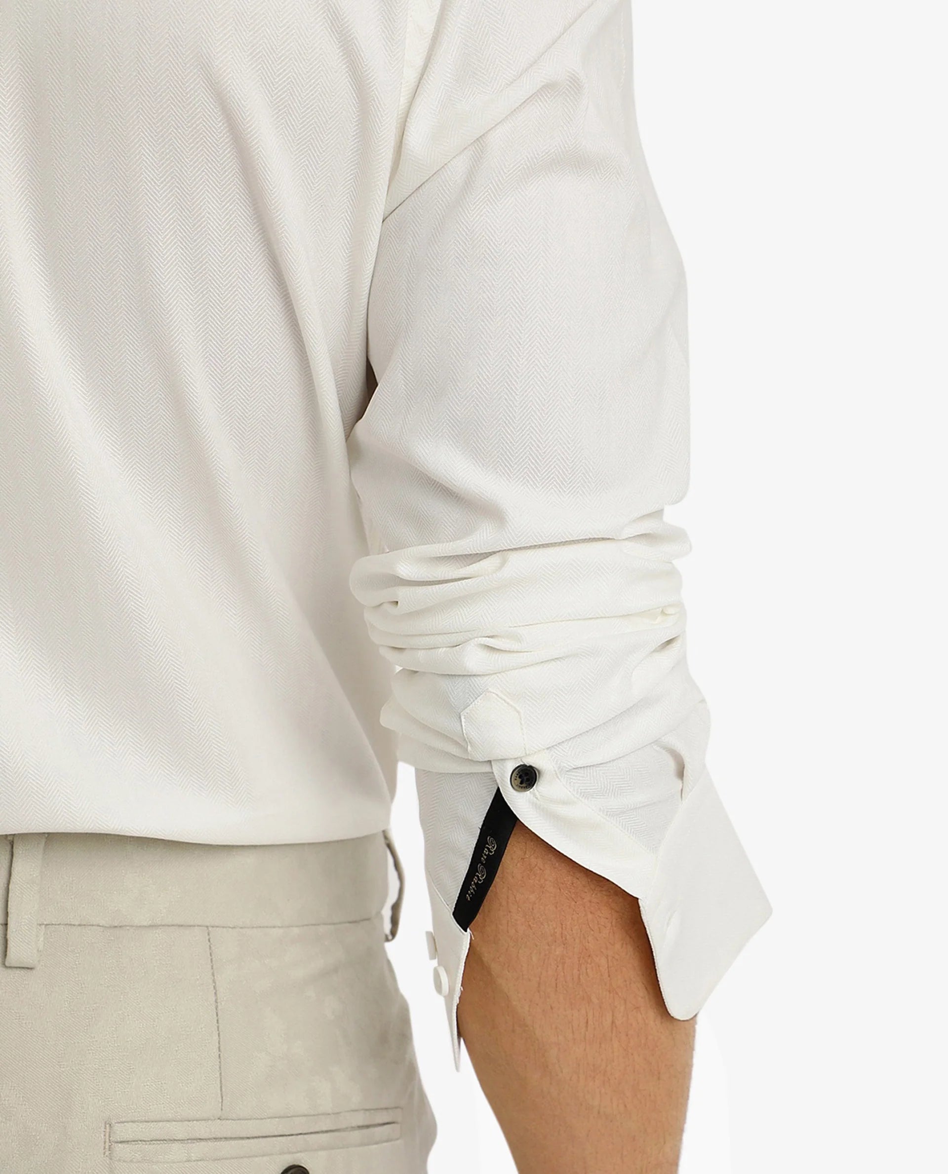 Rare Rabbit Men Mer White Viscose Polyester Lycra Fabric Full Sleeve Button Closure Regular Fit Herringbone Textured Shirt