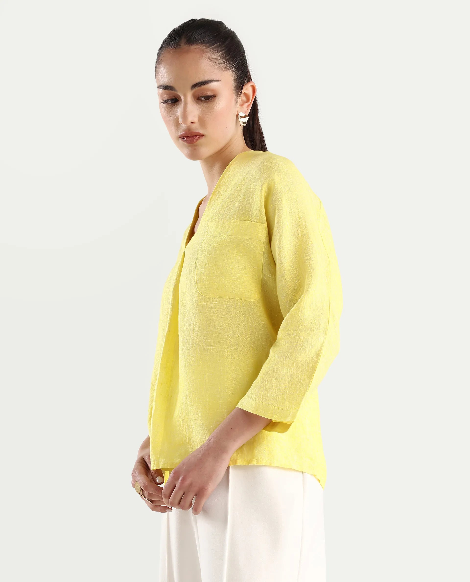 Rareism Women's Nenma Yellow 100% Linen Kimono Sleeve V-Neck Plain Top