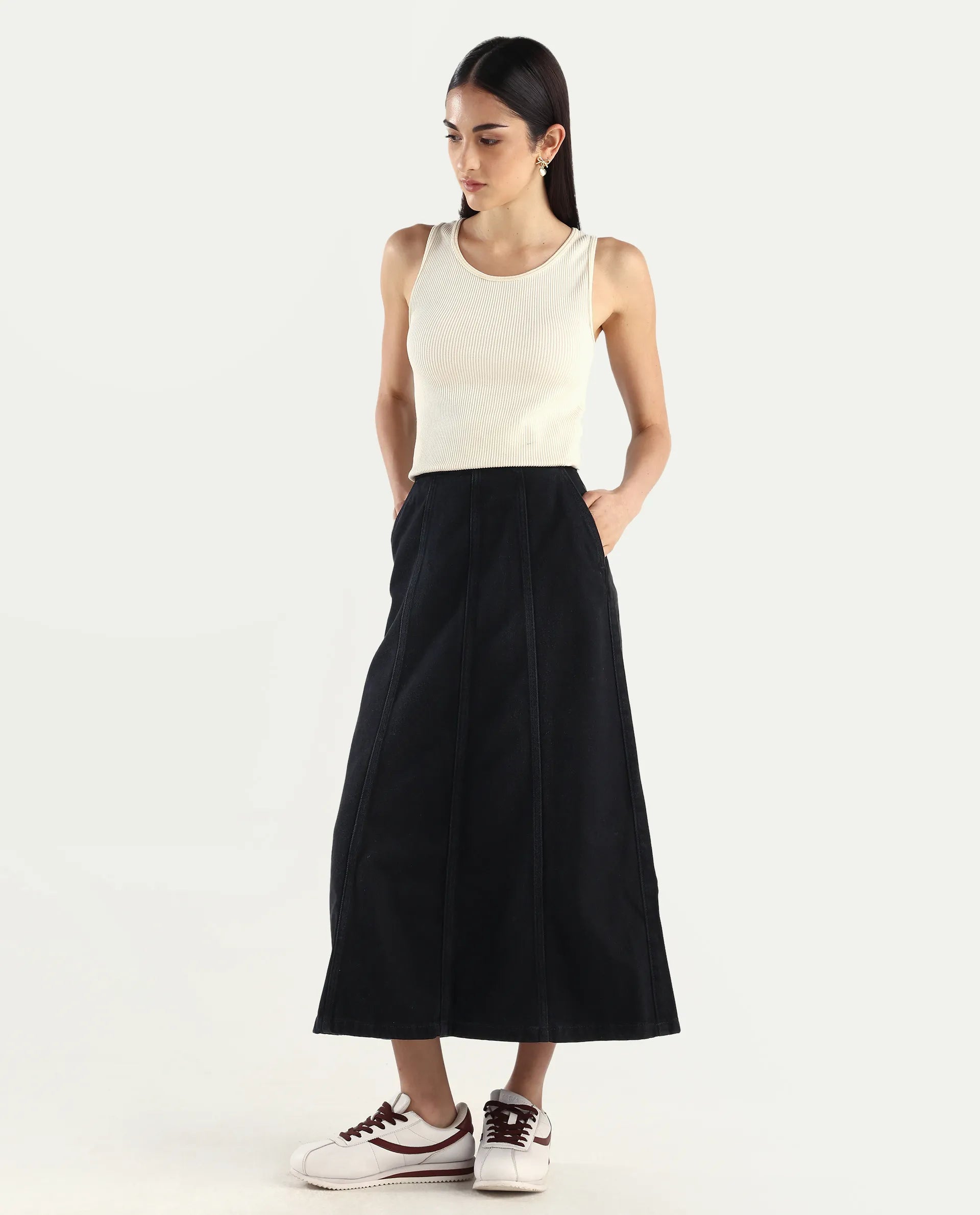 Rareism Women's Parrow Black Cotton Plain Midi Flared Skirt