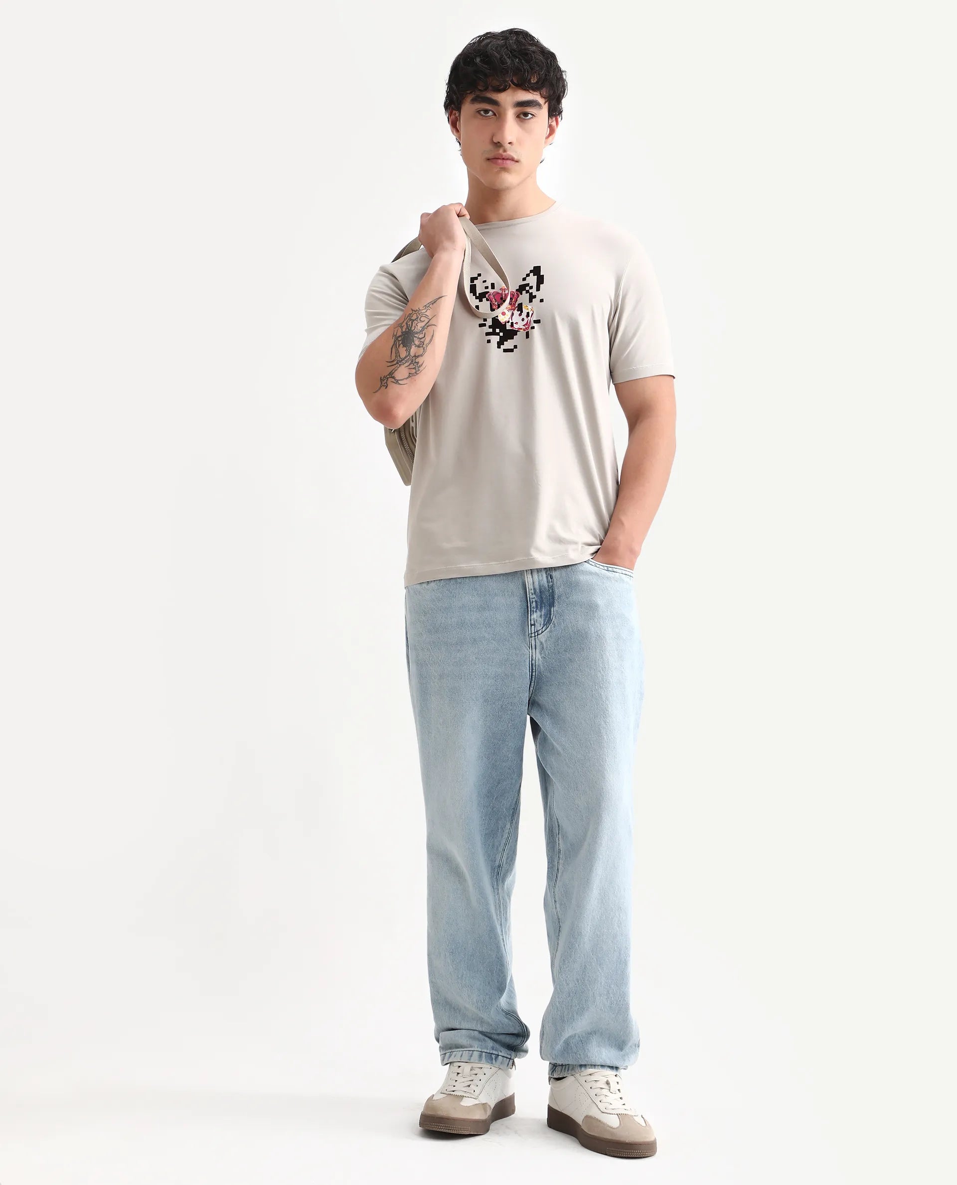 Rare Rabbit Men's Pazo Light Grey Cotton Blend Graphic Print Regular Fit Half Sleeve Crew Neck T-Shirt