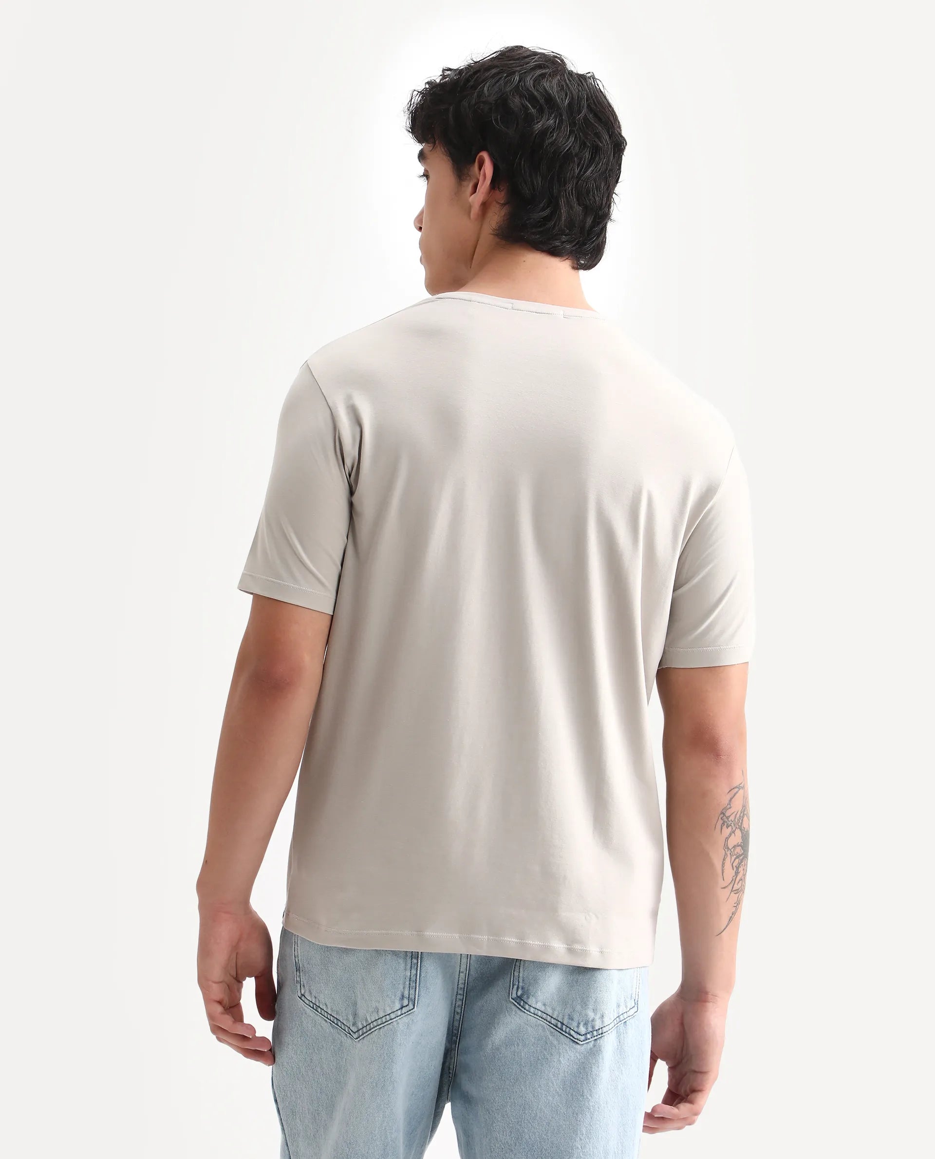 Rare Rabbit Men's Pazo Light Grey Cotton Blend Graphic Print Regular Fit Half Sleeve Crew Neck T-Shirt