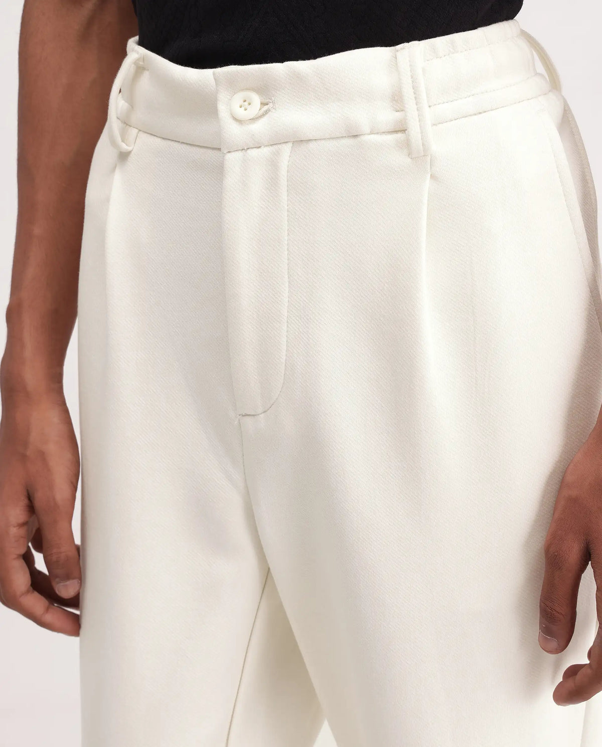 Rare Rabbit Men's Zor Off White Cotton Blend Relaxed Plain Trouser
