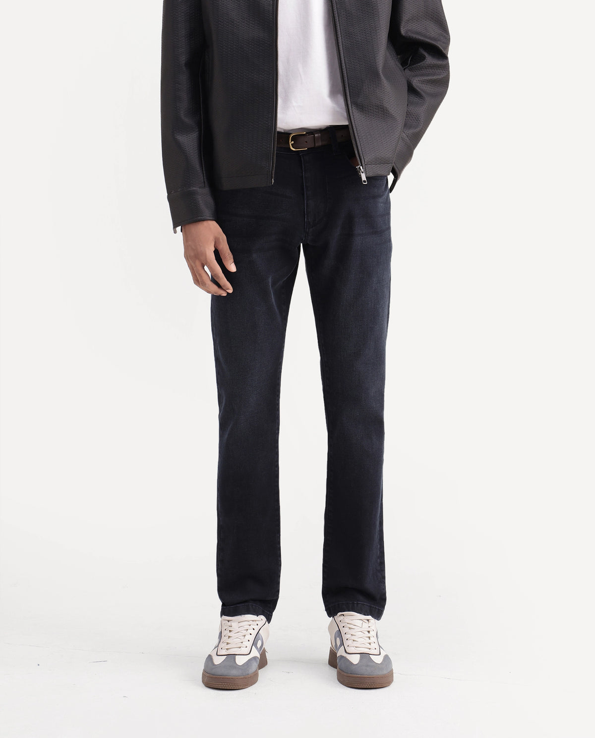 Rare Rabbit Men's Nila Dark Navy Cotton Blend Hawk Slim Plain Jeans