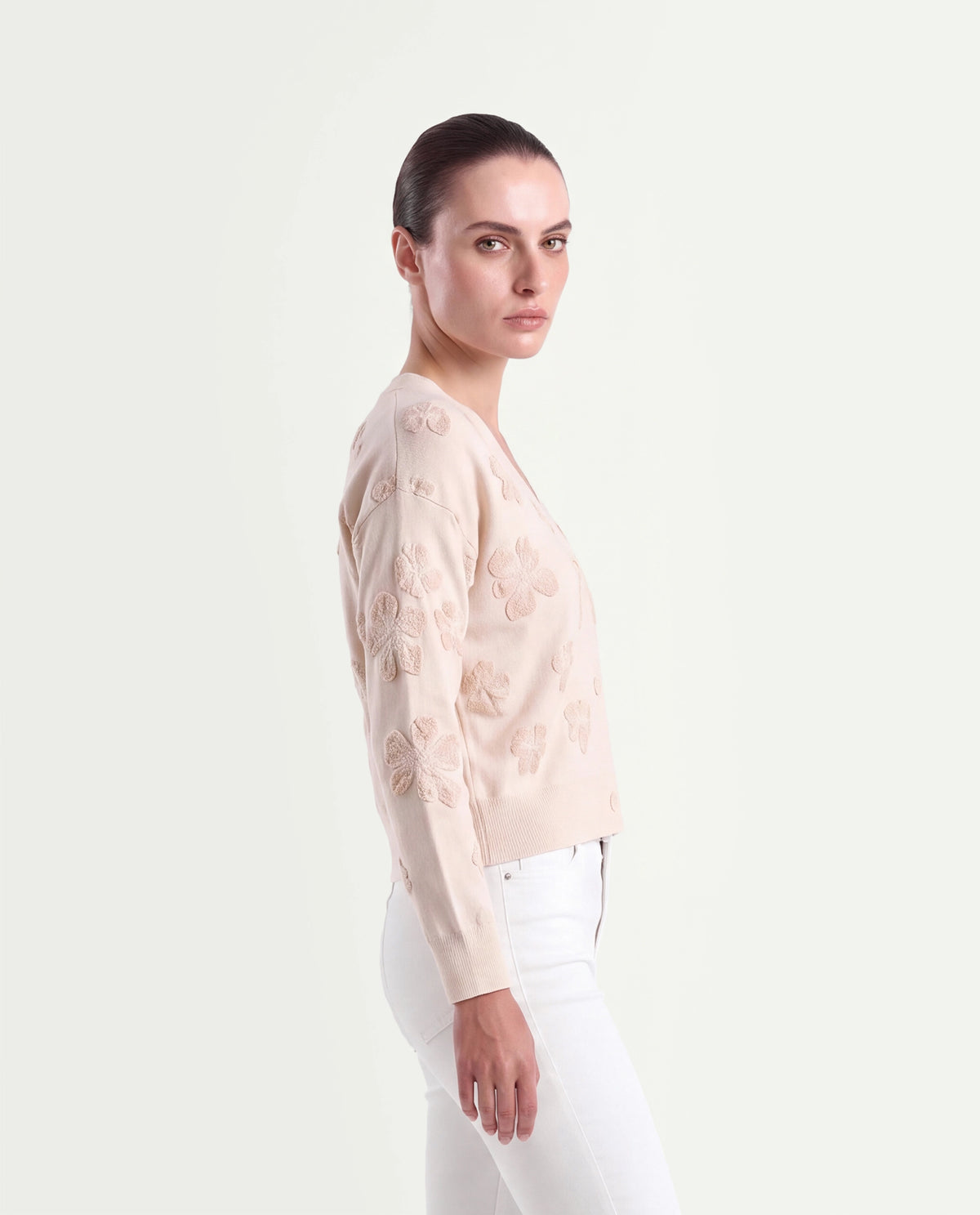 Rareism Women's Lamol Primary Off White Acrylic Blend V-Neck Relaxed Floral Print Cardigan