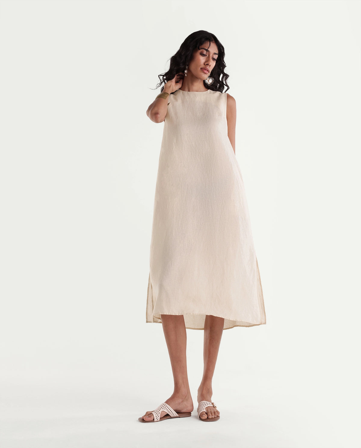 Rareism Women Lipez-T Light Beige 100% Linen Crew Neck Plain Shift Dress