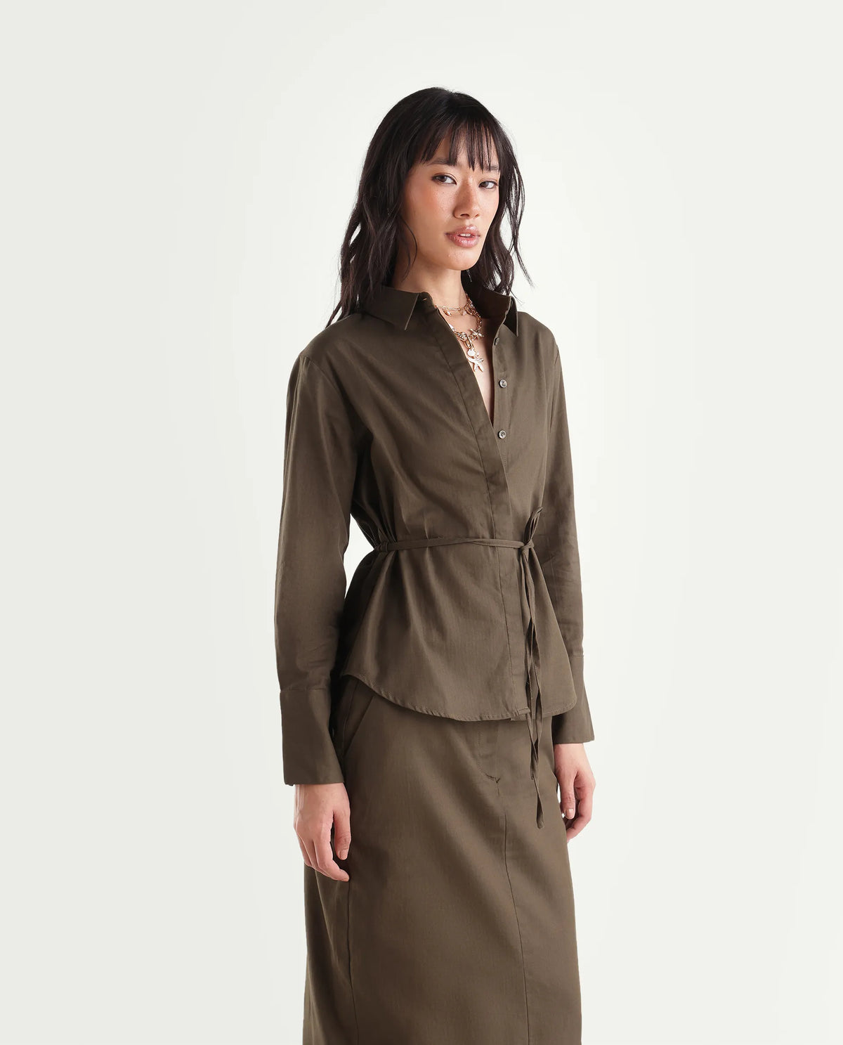 Rareism Women Onwop-T Primary Olive Cotton Spread Collar Plain Fitted Shirt