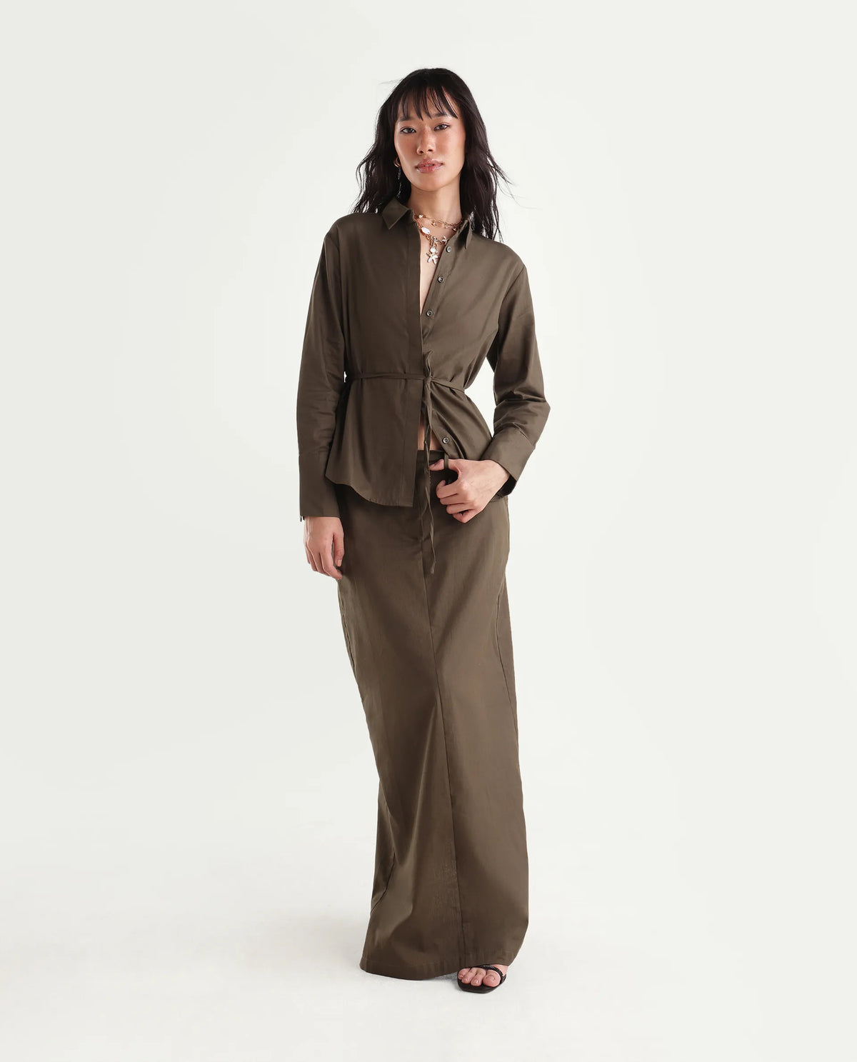 Rareism Women Onwop-T Primary Olive Cotton Spread Collar Plain Fitted Shirt