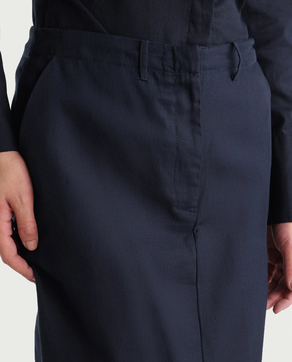 Rareism Women Onwop-B Primary Navy Cotton Plain Straight Skirt