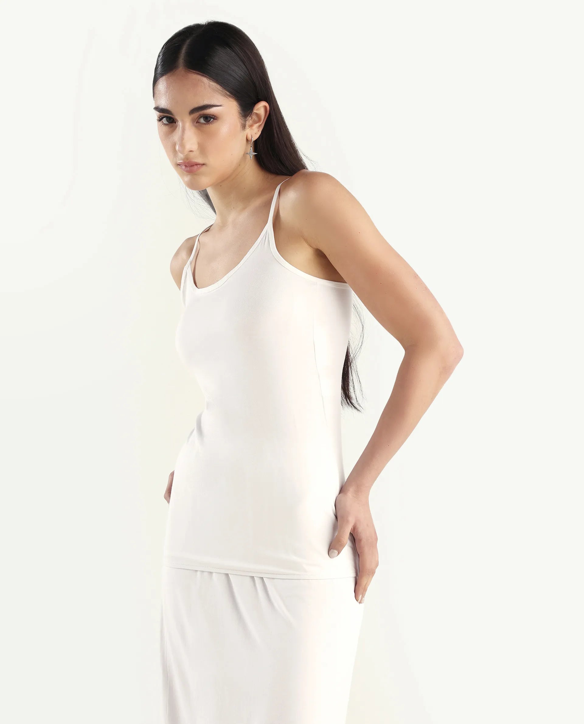 Rareism Women's Slipon White Shoulder Strap Plain Shoulder Strap Regular Fit Inner Wear