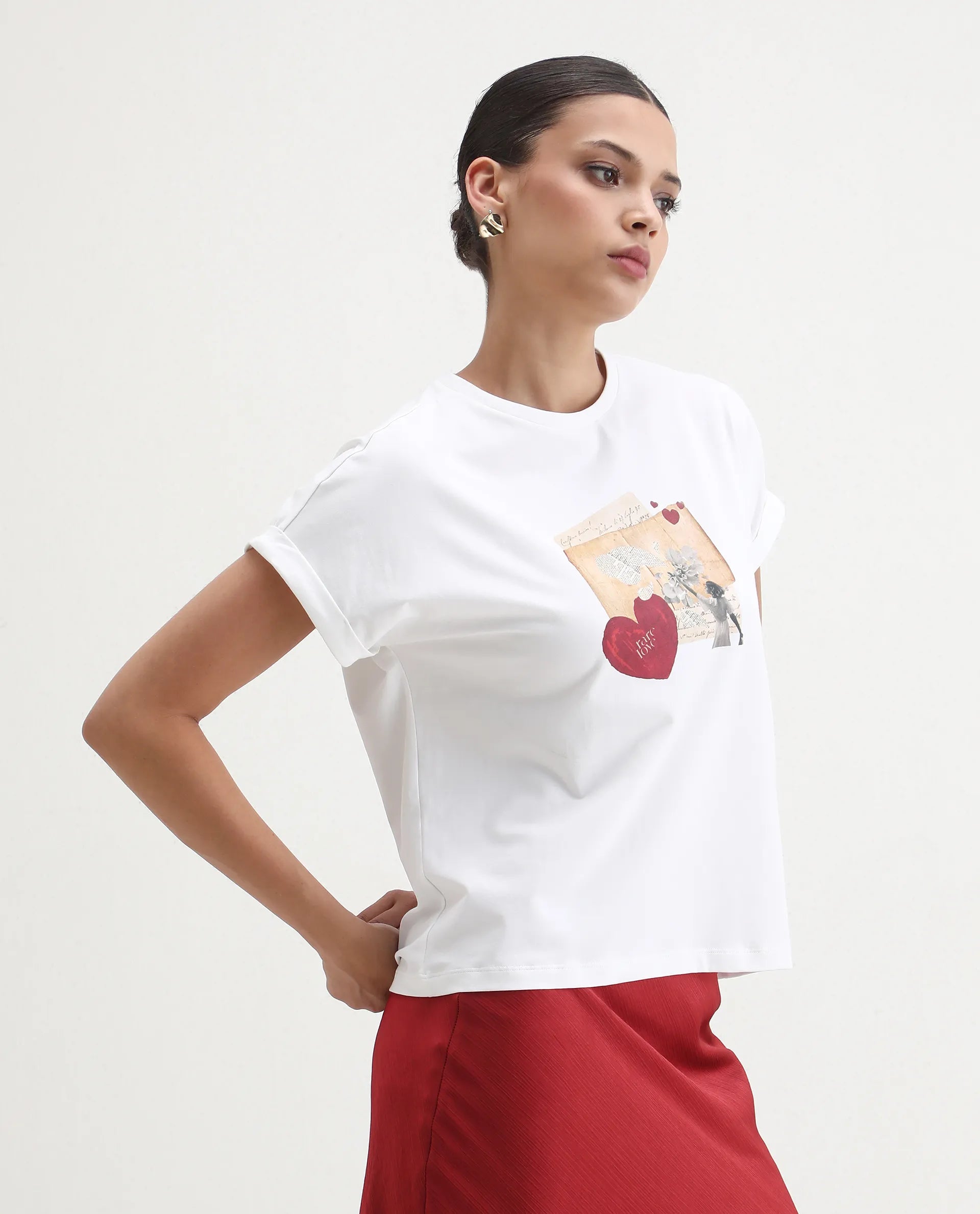 Rareism Women's Somker Off White Cotton Blend Crew Neck Graphic Print Extended Sleeves Regular Fit T-Shirt