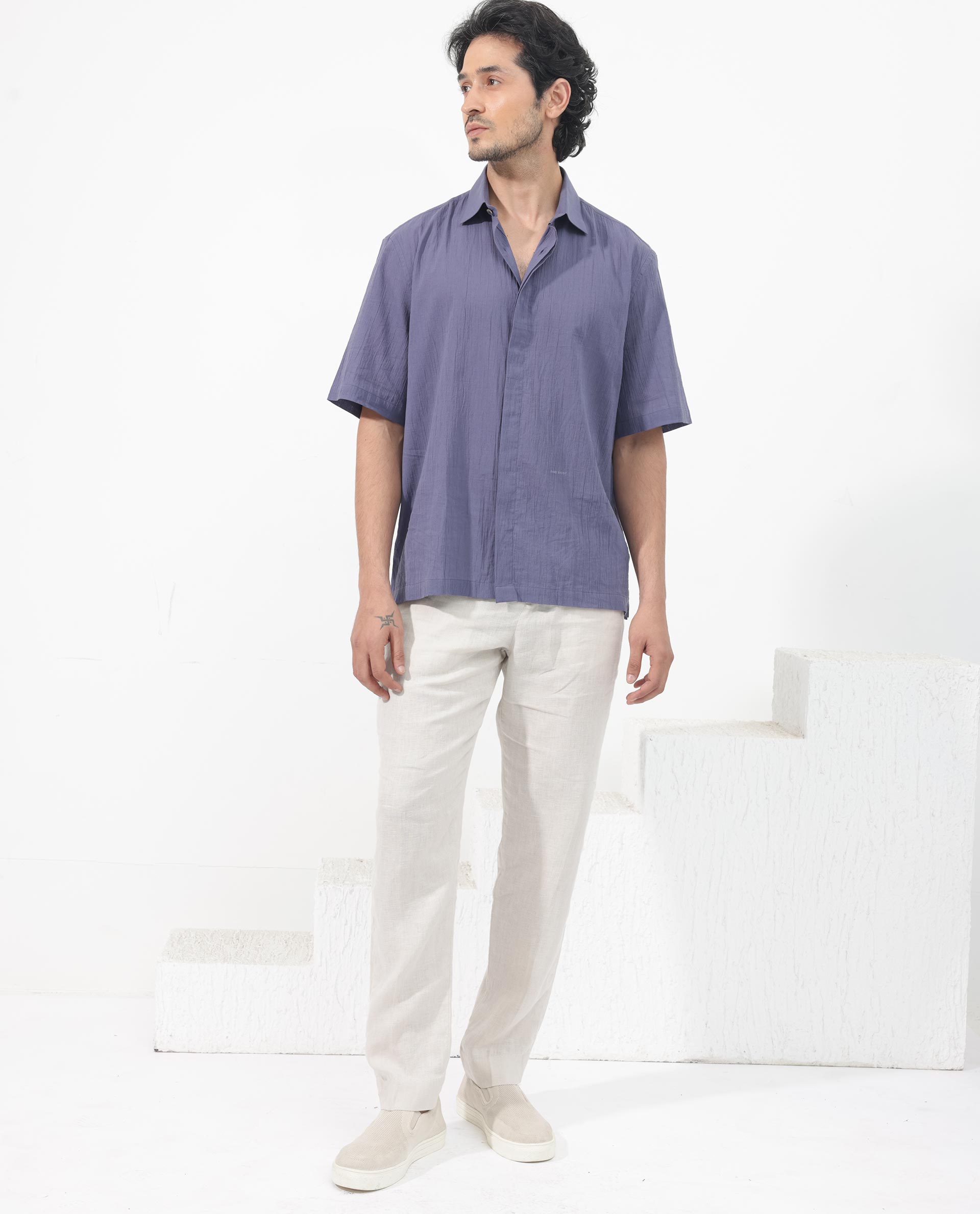 Rare Rabbit Mens Crinkle SS Dusky Purple Cotton Fabric Short Sleeve Boxy Fit Crinkle Effect Solid Shirt