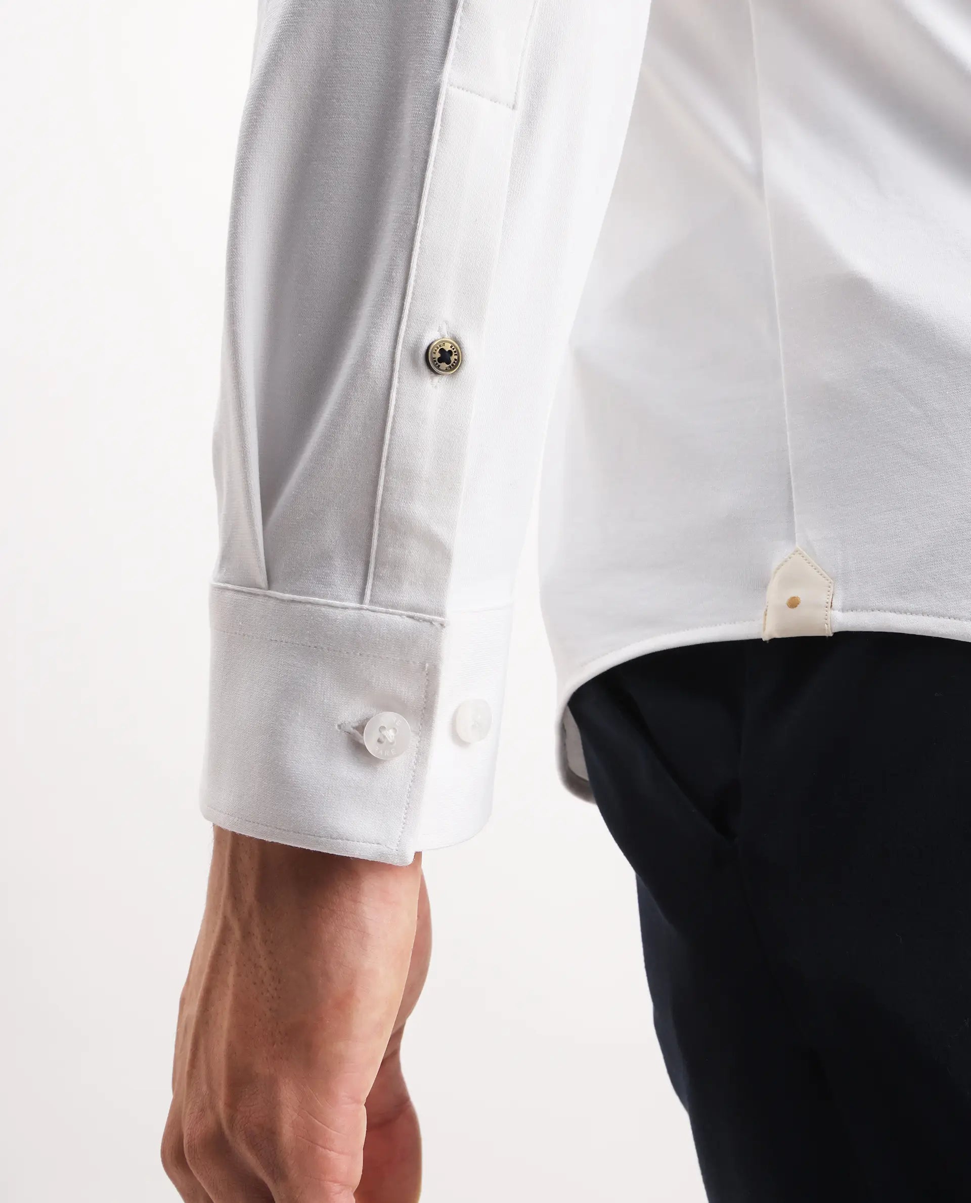 Rare Rabbit Men's Tour-25 White Cotton Blend Plain Regular Fit Full Sleeve Collared Shirt