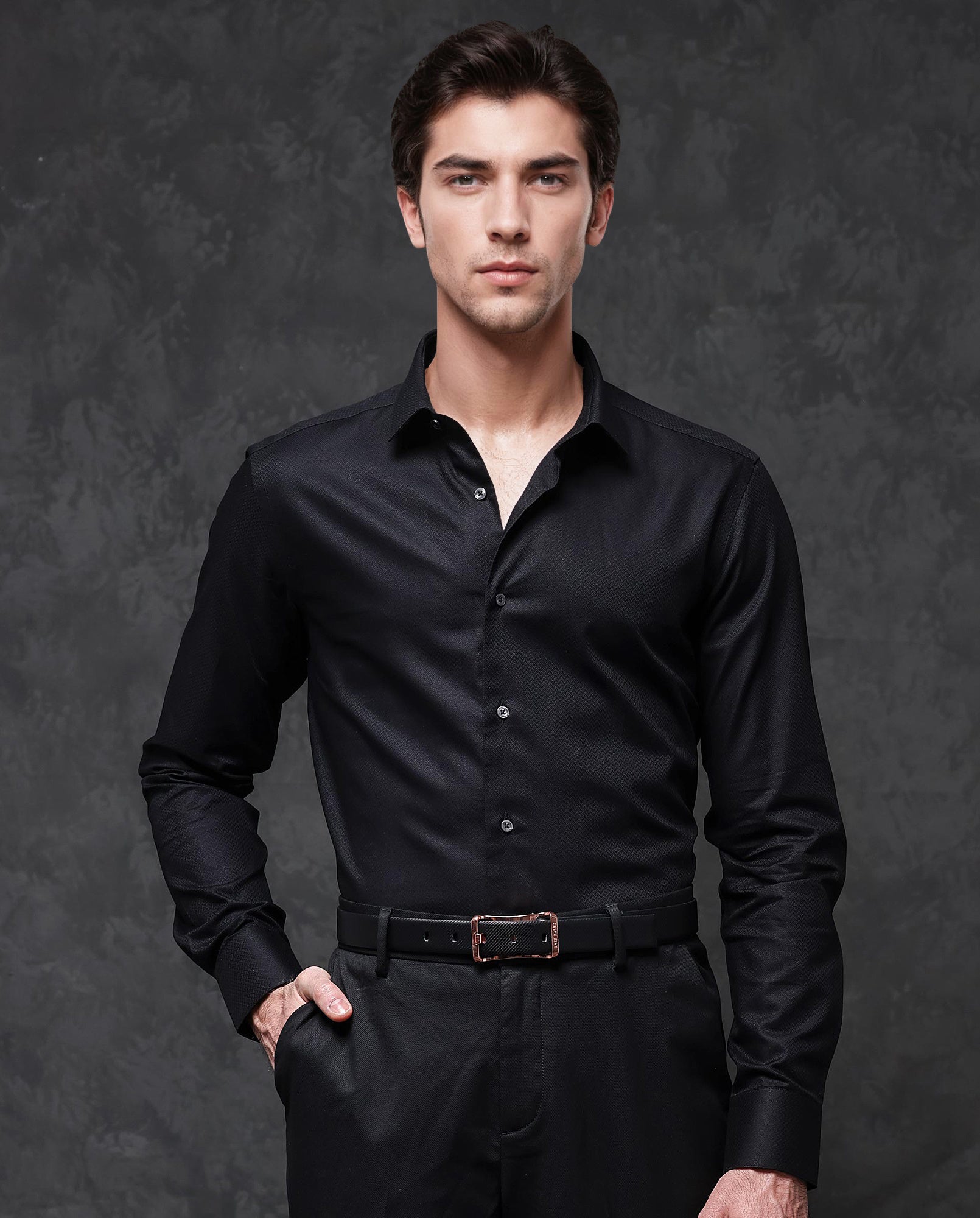 Rare Rabbit Mens Tunel Black Cotton Dobby Fabric Full Sleeve Solid Color Textured Shirt