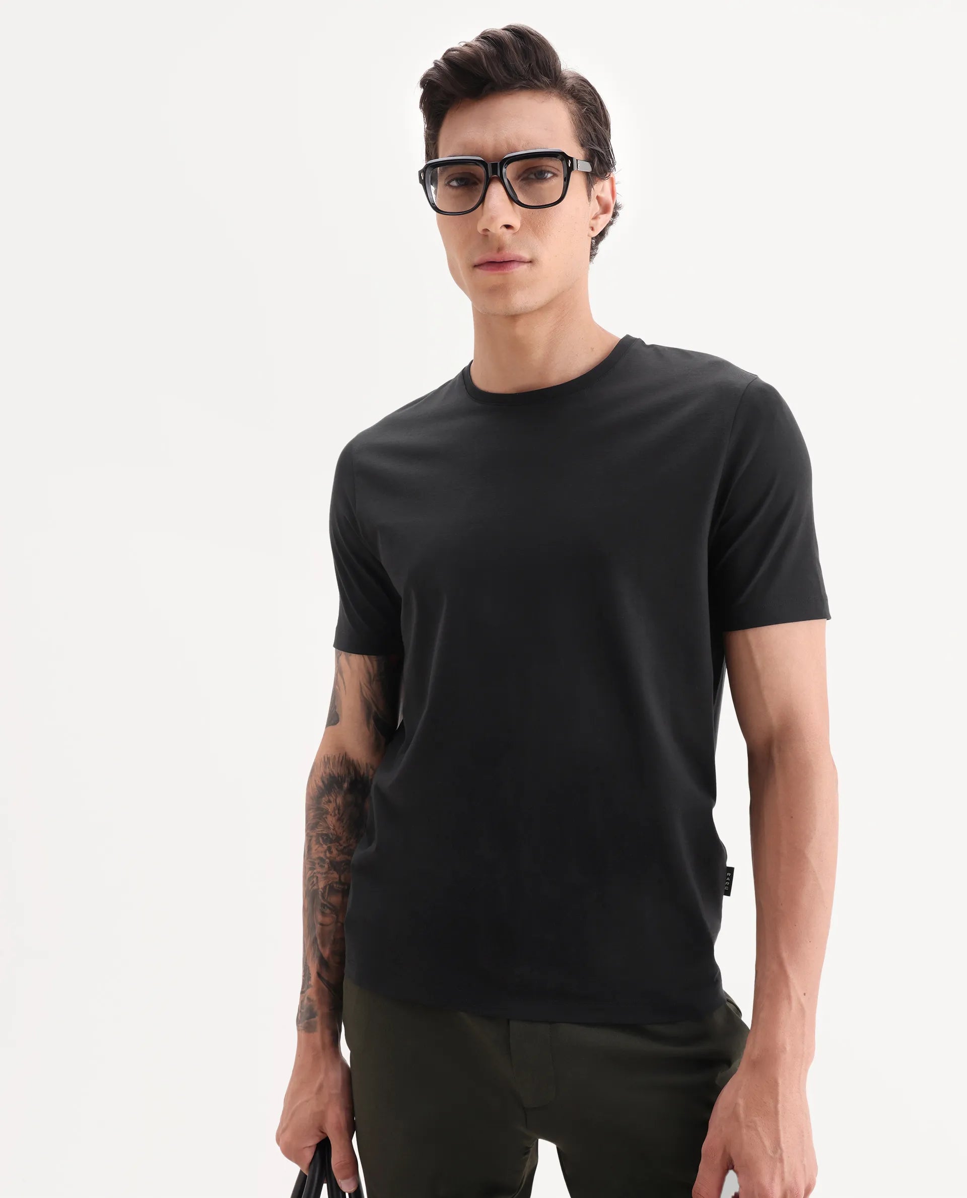 Rare Rabbit Men's Veltra Black Cotton Blend Plain Regular Fit Half Sleeve Crew Neck T-Shirt