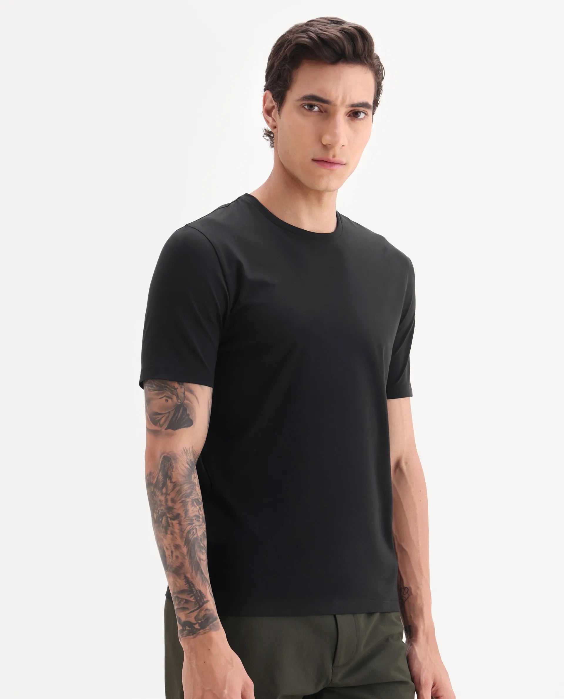 Rare Rabbit Men's Veltra Black Cotton Blend Plain Regular Fit Half Sleeve Crew Neck T-Shirt