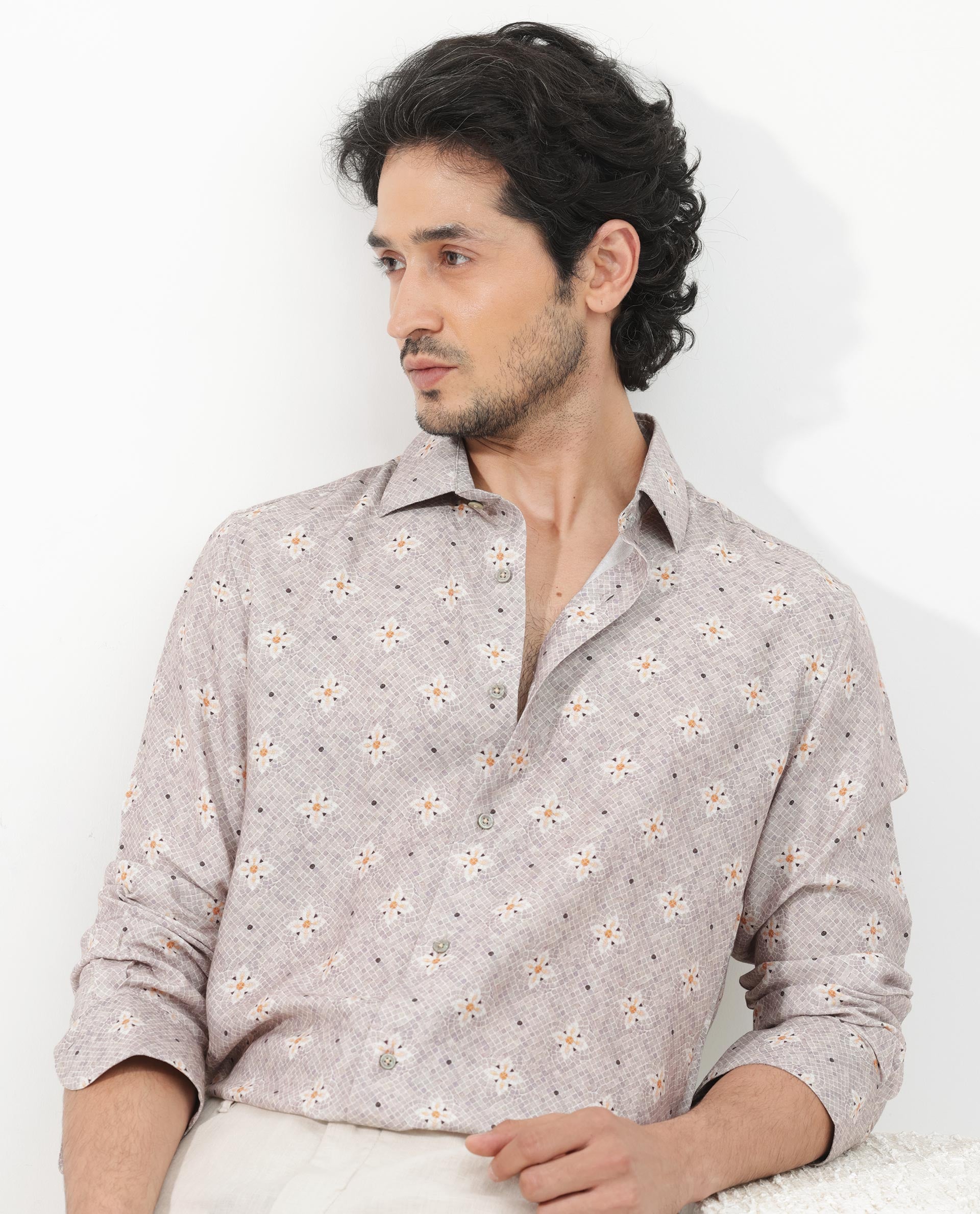 Rare Rabbit Mens Vinter Light Grey Regular Collar Full Sleeve Floral Print Shirt