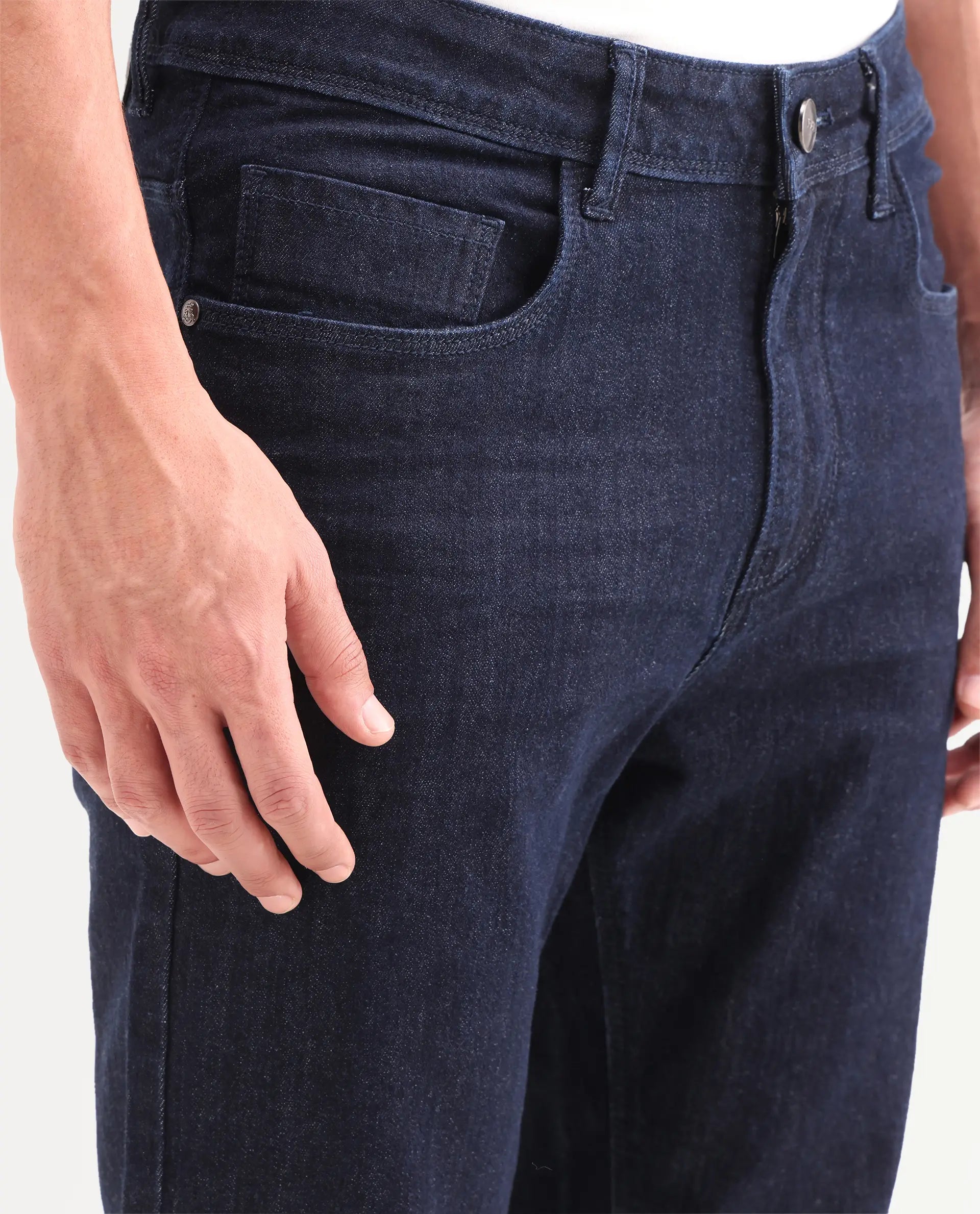 Rare Rabbit Men's Yukto K Dark Navy Cotton Blend Fabric Shank And Zipper Kurt Carrot Plain Jeans