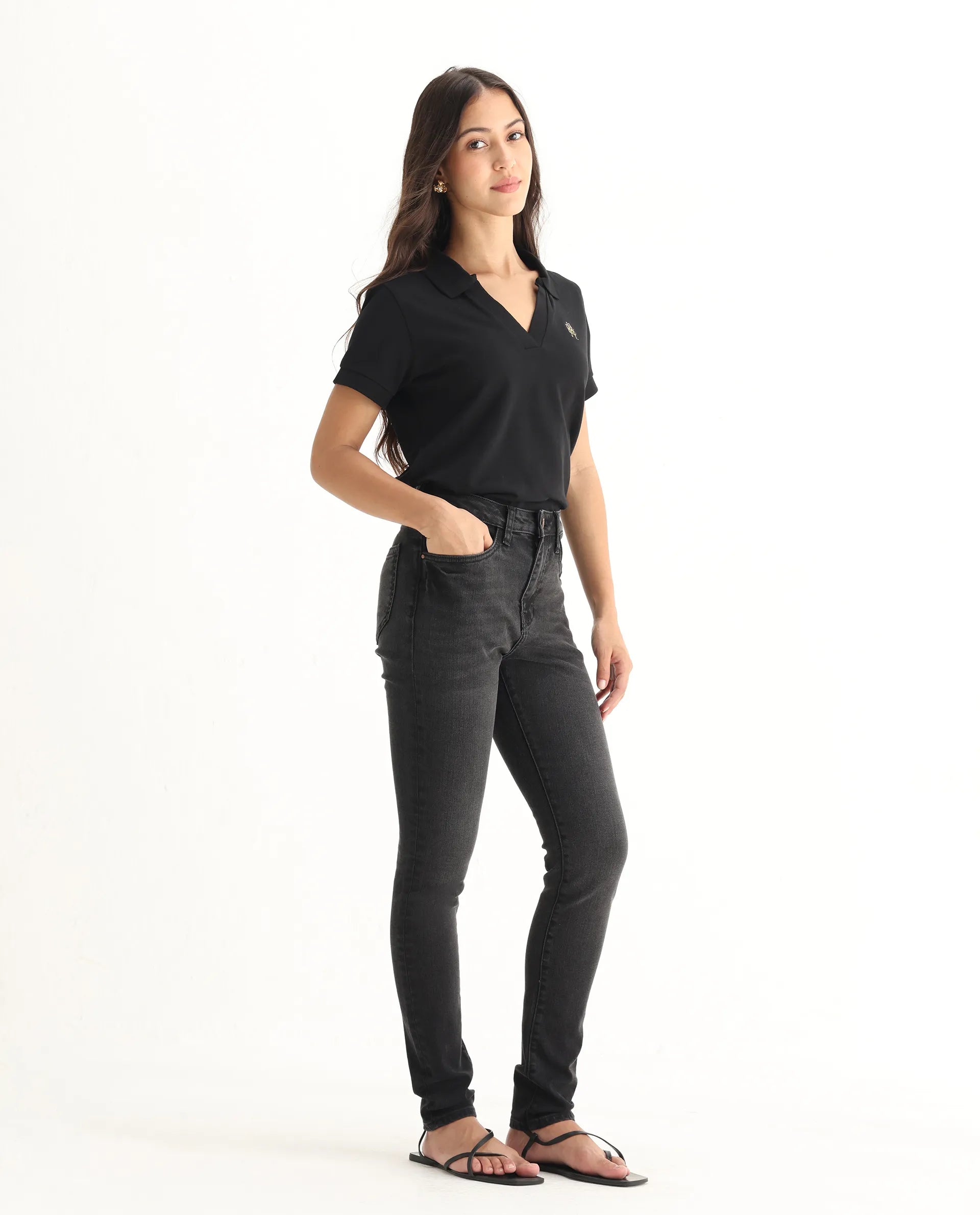 Rareism Women's Zingy Black Cotton Blend Plain Ankle Length Sleek Skinny Fit Jeans