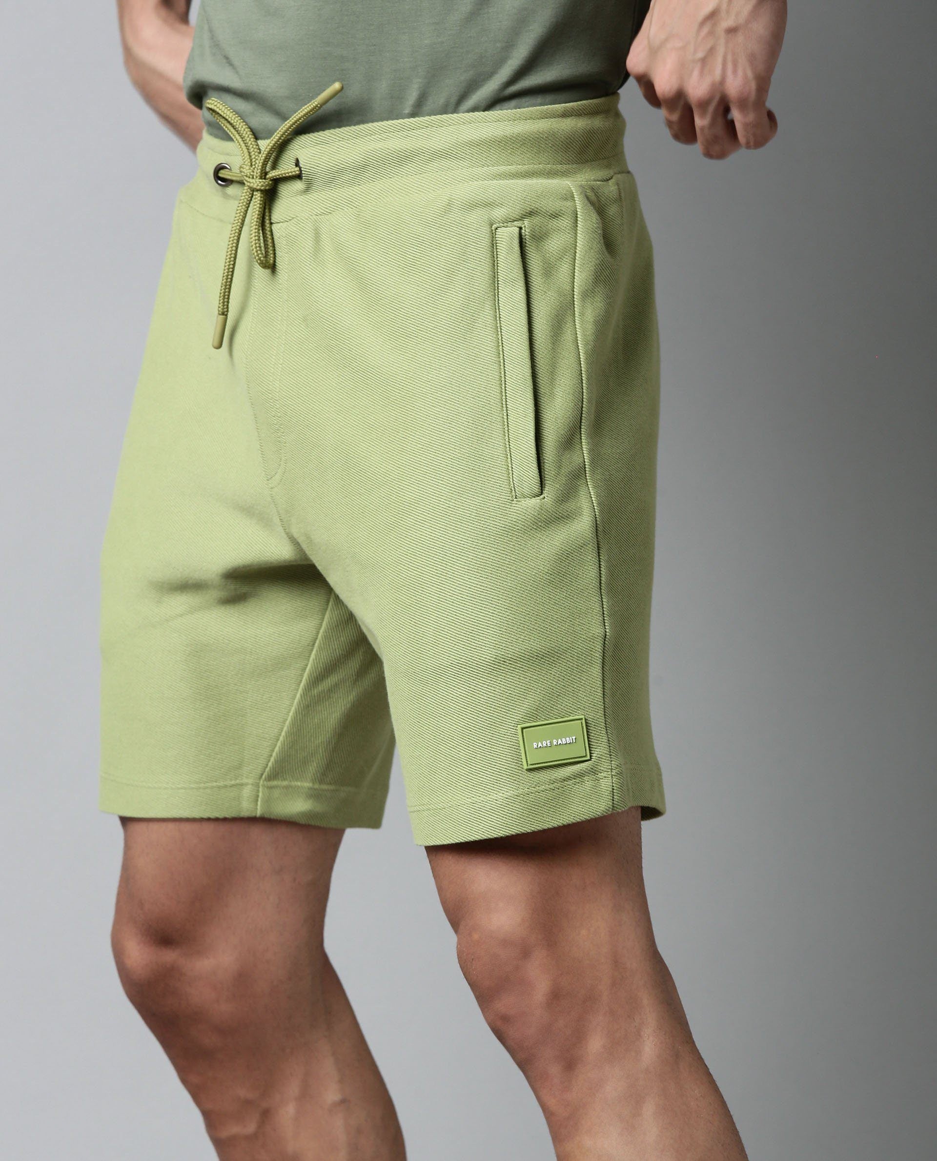 RARE RABBIT MEN'S REBEL GREEN SHORTS SOLID MID RISE