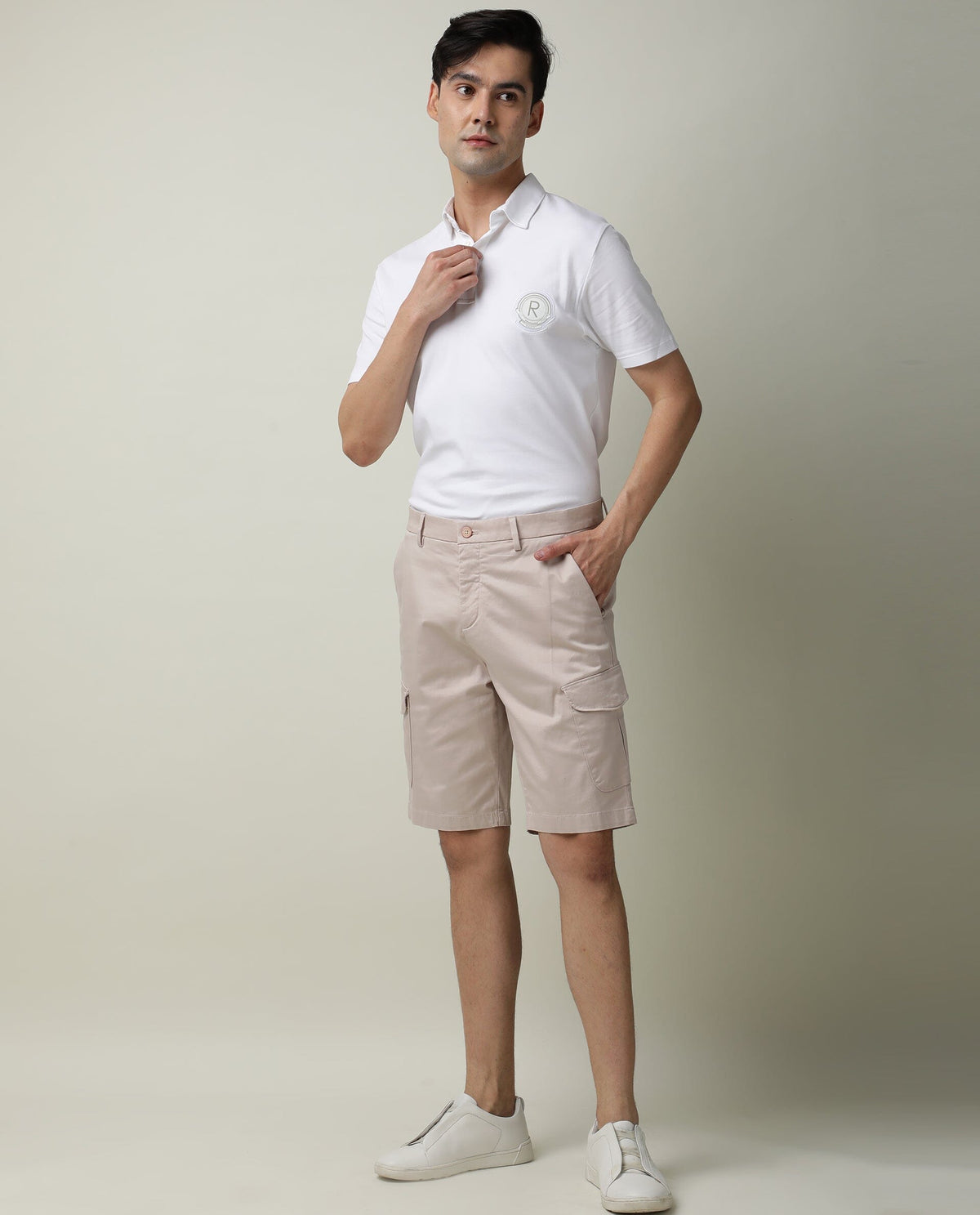 Rare Rabbit Mens Shows Pink Shorts Polycotton Fabric Slim Fit Mid Rise Waist Button & Zip Closure