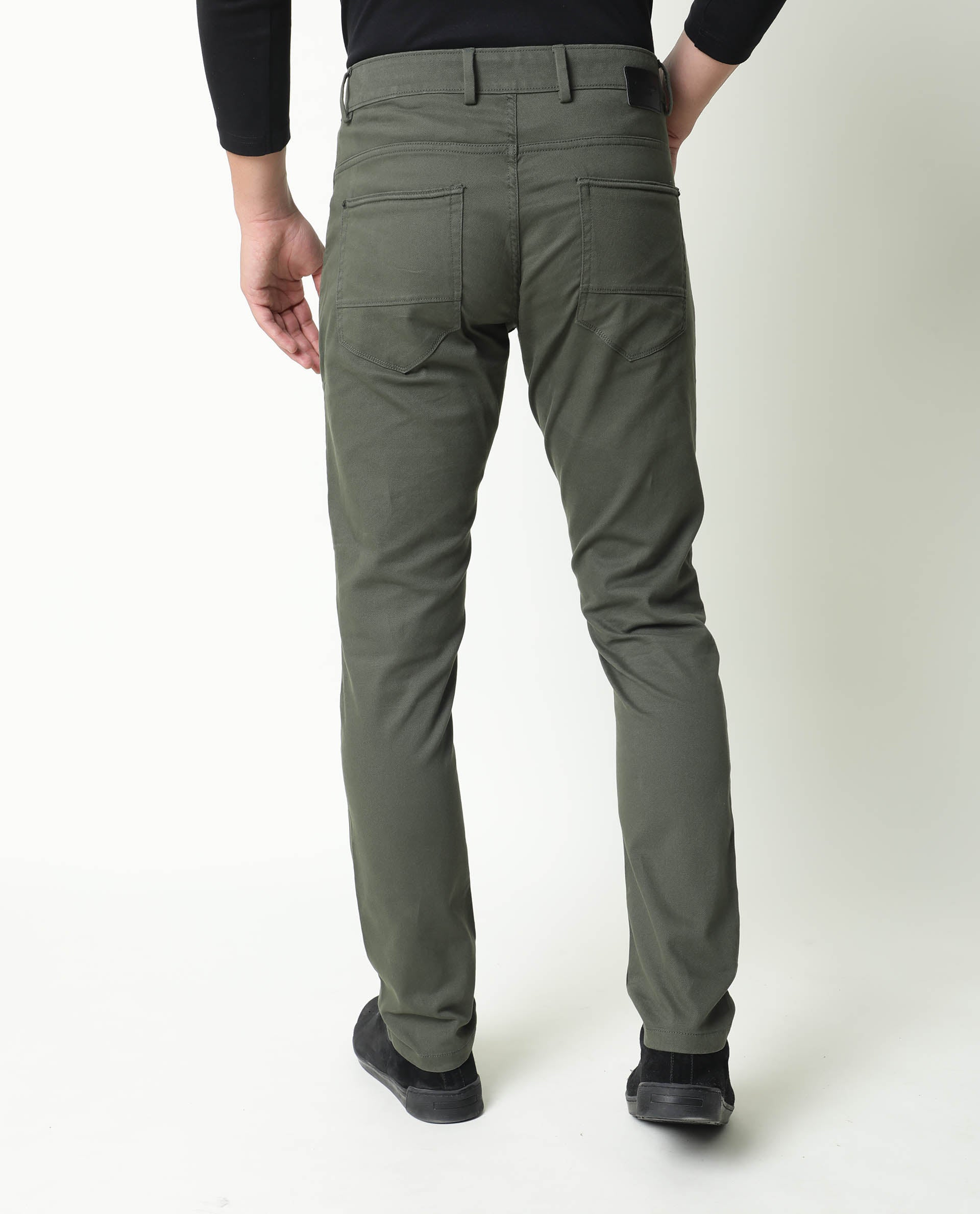 Rare Rabbit Men's Spoke Green Solid Mid-Rise Regular Fit Trouser
