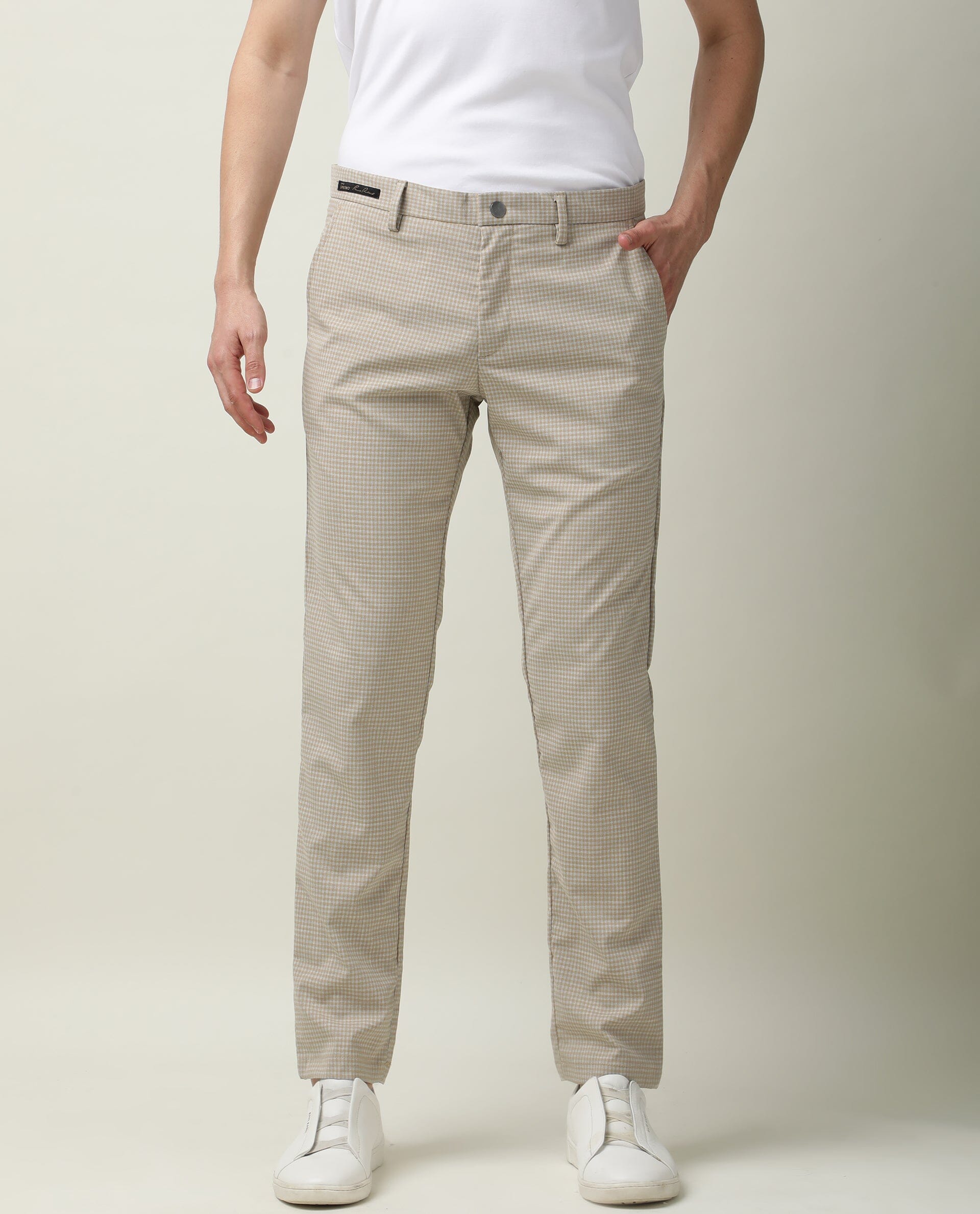 Rare Rabbit Men'S Spetro Olive Solid Mid-Rise Regular Fit Trouser