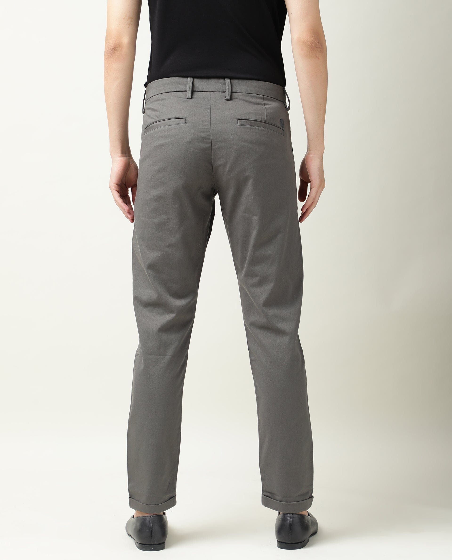 Rare Rabbit Men's Aps Green Solid Mid-Rise Regular Fit Stretch Trouser