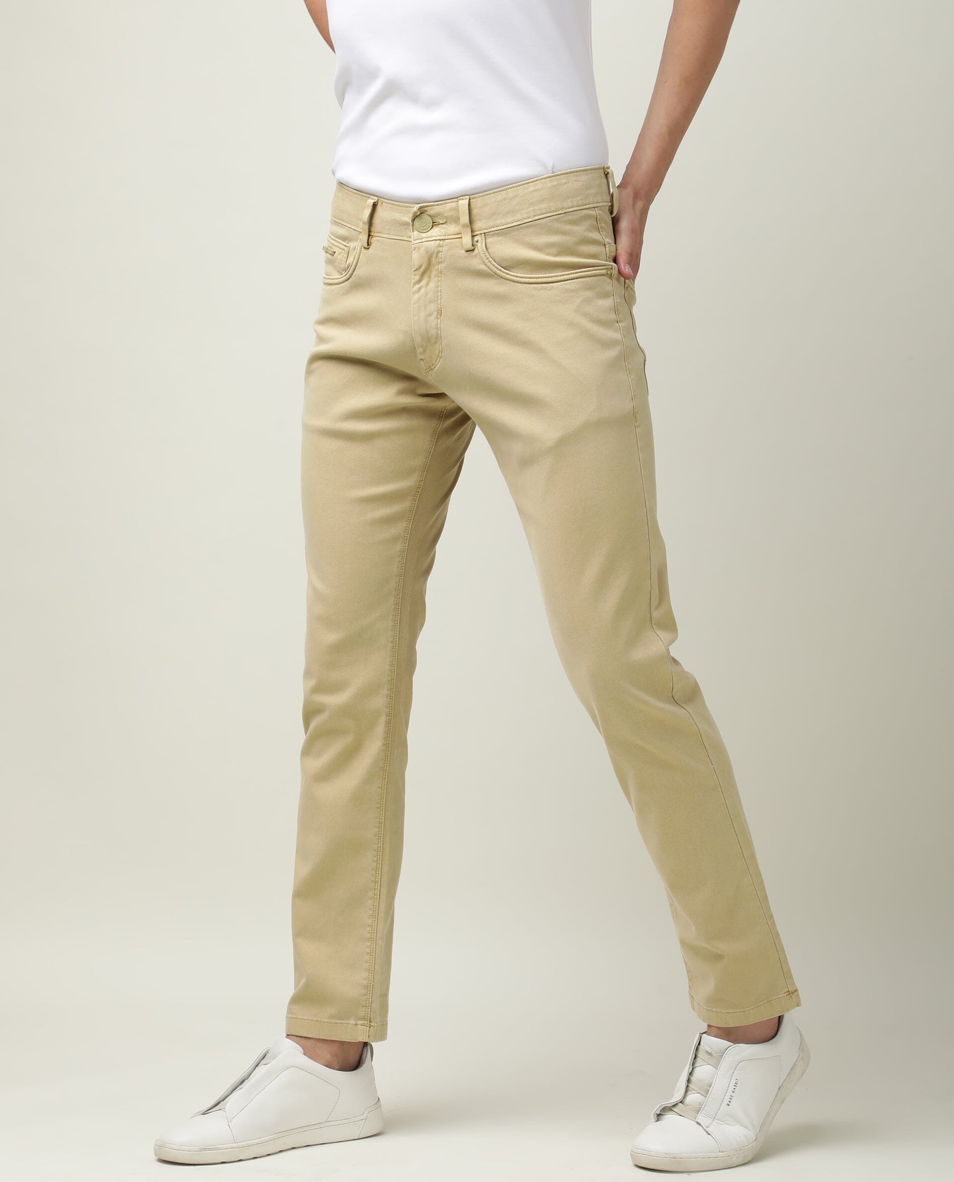 Rare Rabbit Men's Fiv5 Green Solid Mid-Rise Slim Fit Trouser