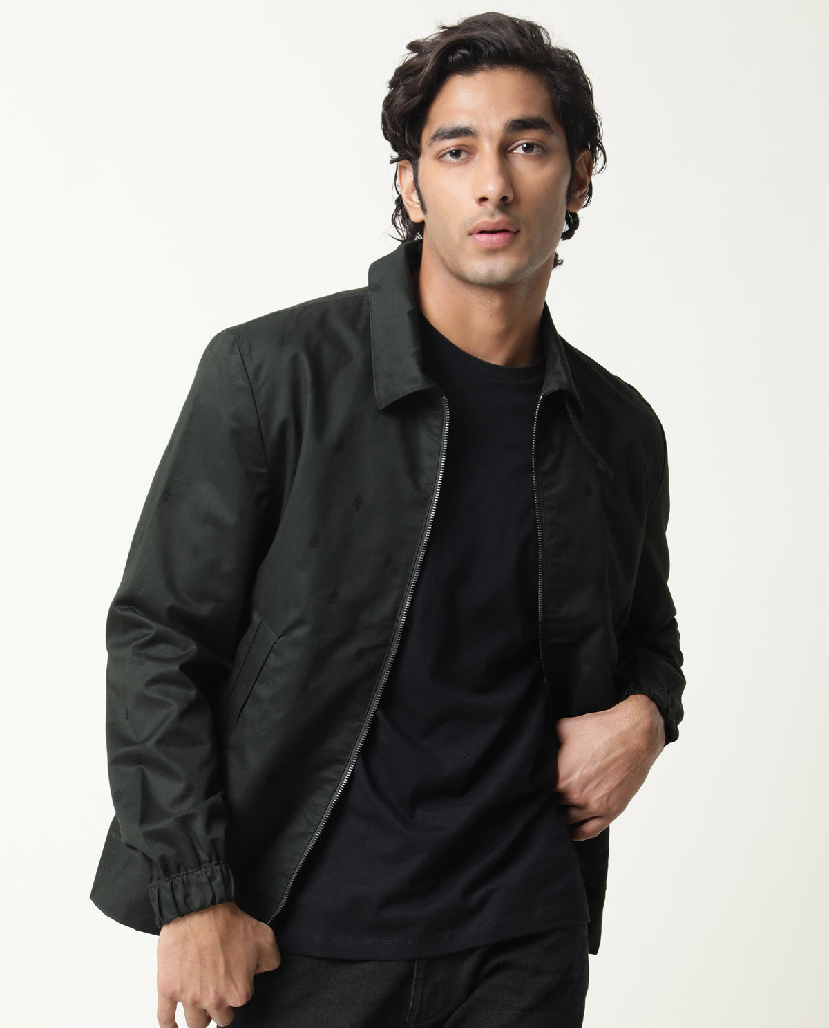 RARE RABBIT MEN'S MAZZER GREEN JACKET COTTON FABRIC COLLARED NECK FULL SLEEVES ZIPPER CLOSURE SLIM FIT