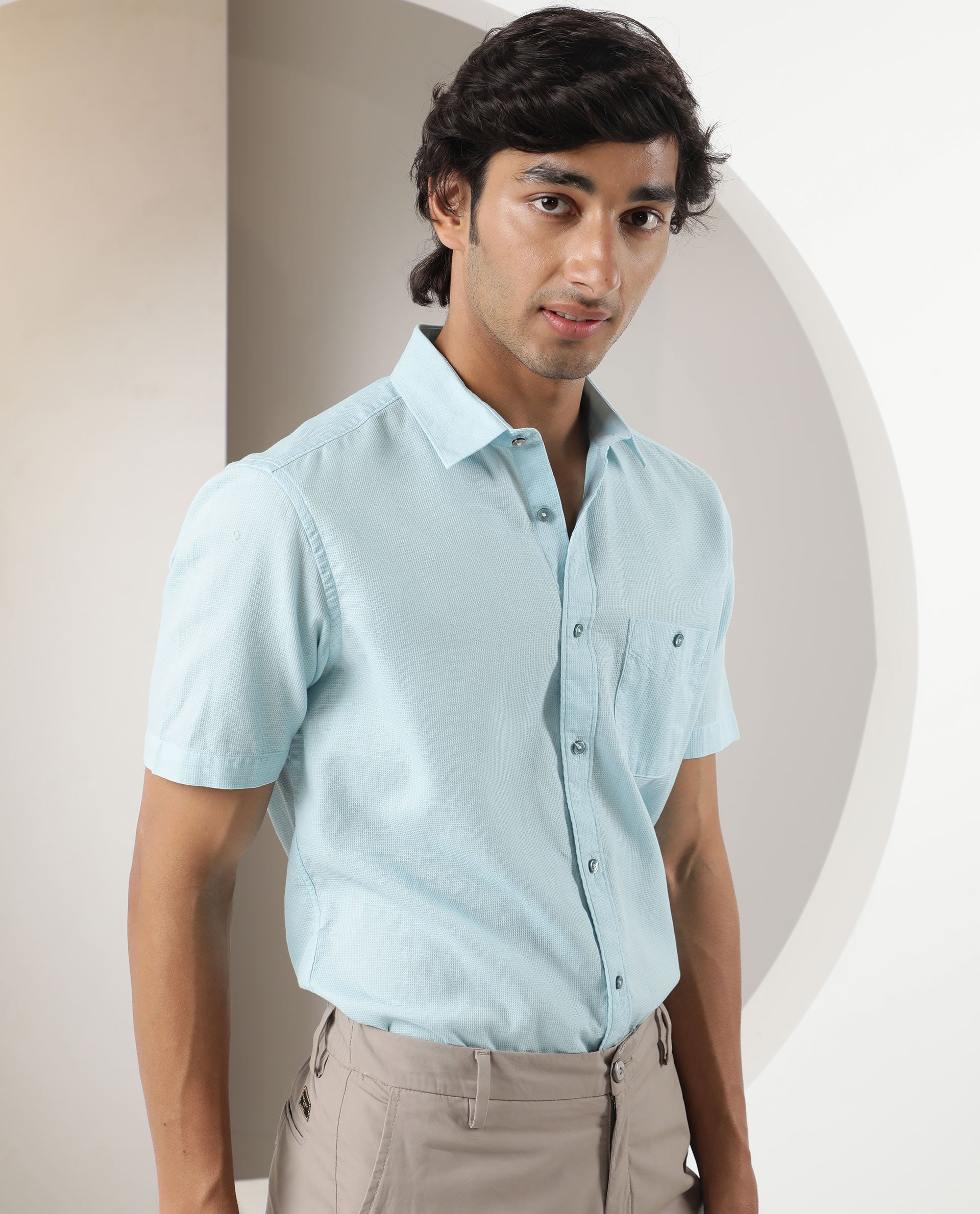 Rare Rabbit Men's Affle Light Blue Dobby Fabric Half Sleeves Solid Shirt