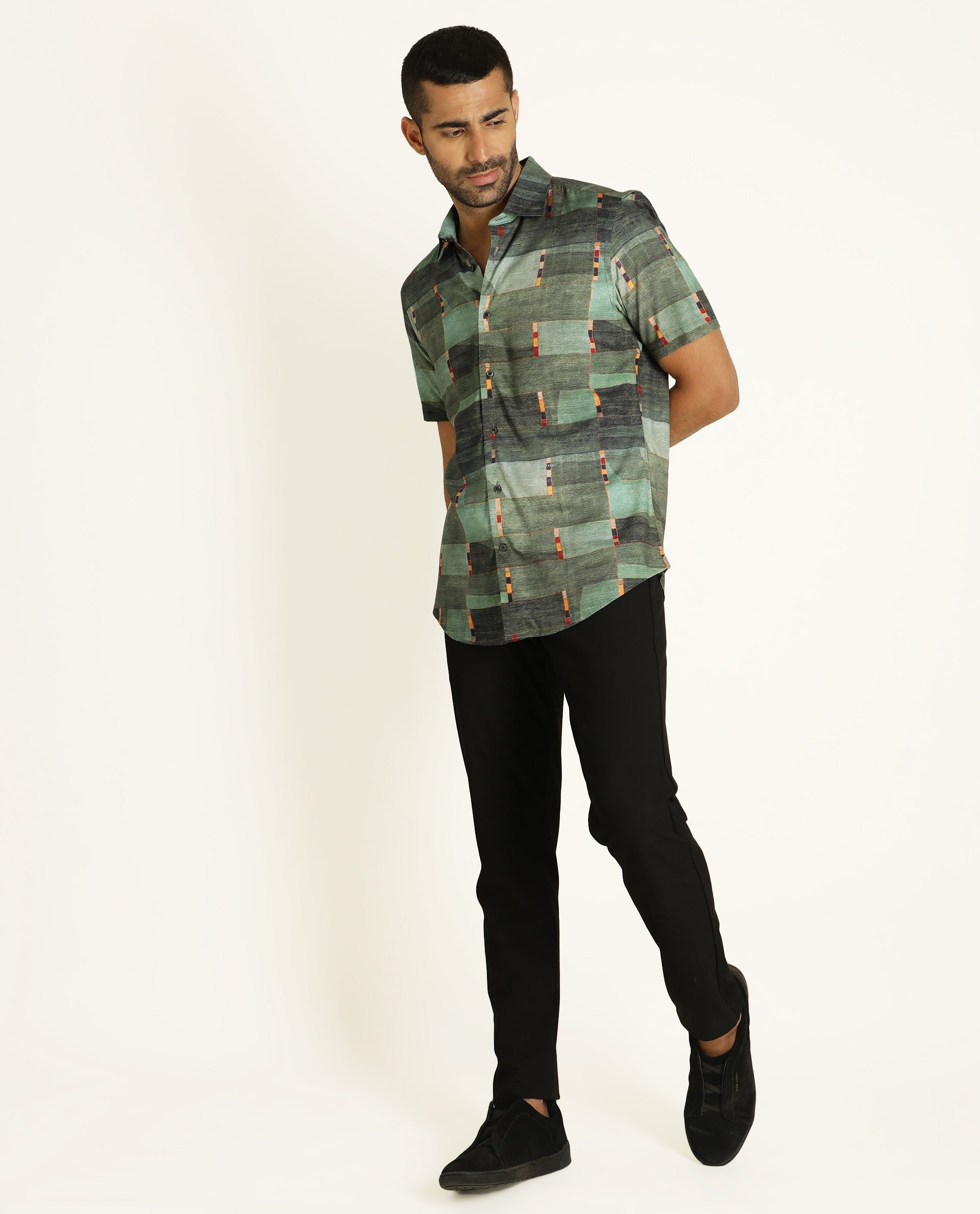 Rare Rabbit Men's Cashco Green Viscose Fabric Abstract Print Half Sleeves Shirt