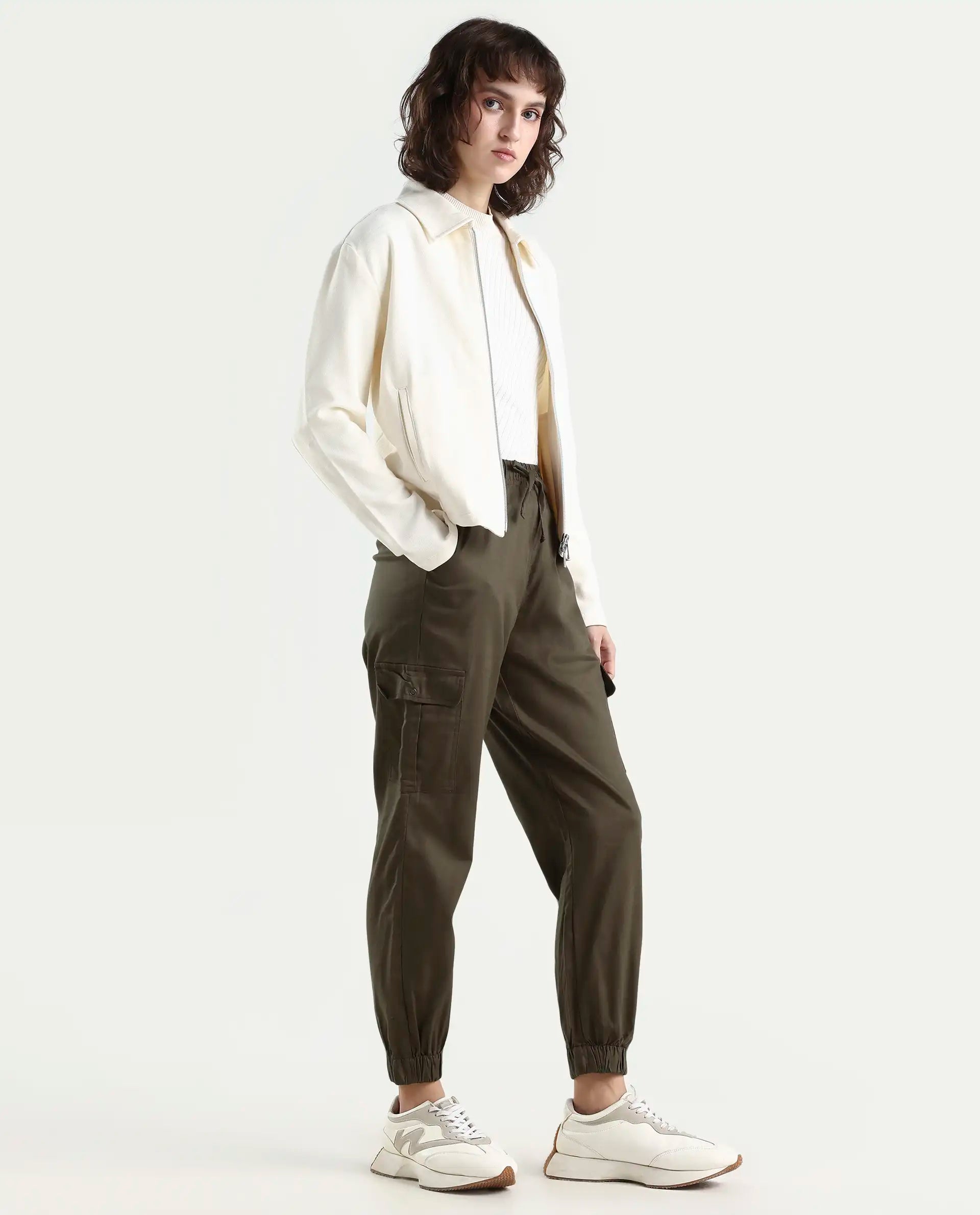 Rareism Women's Crop Khaki Trouser