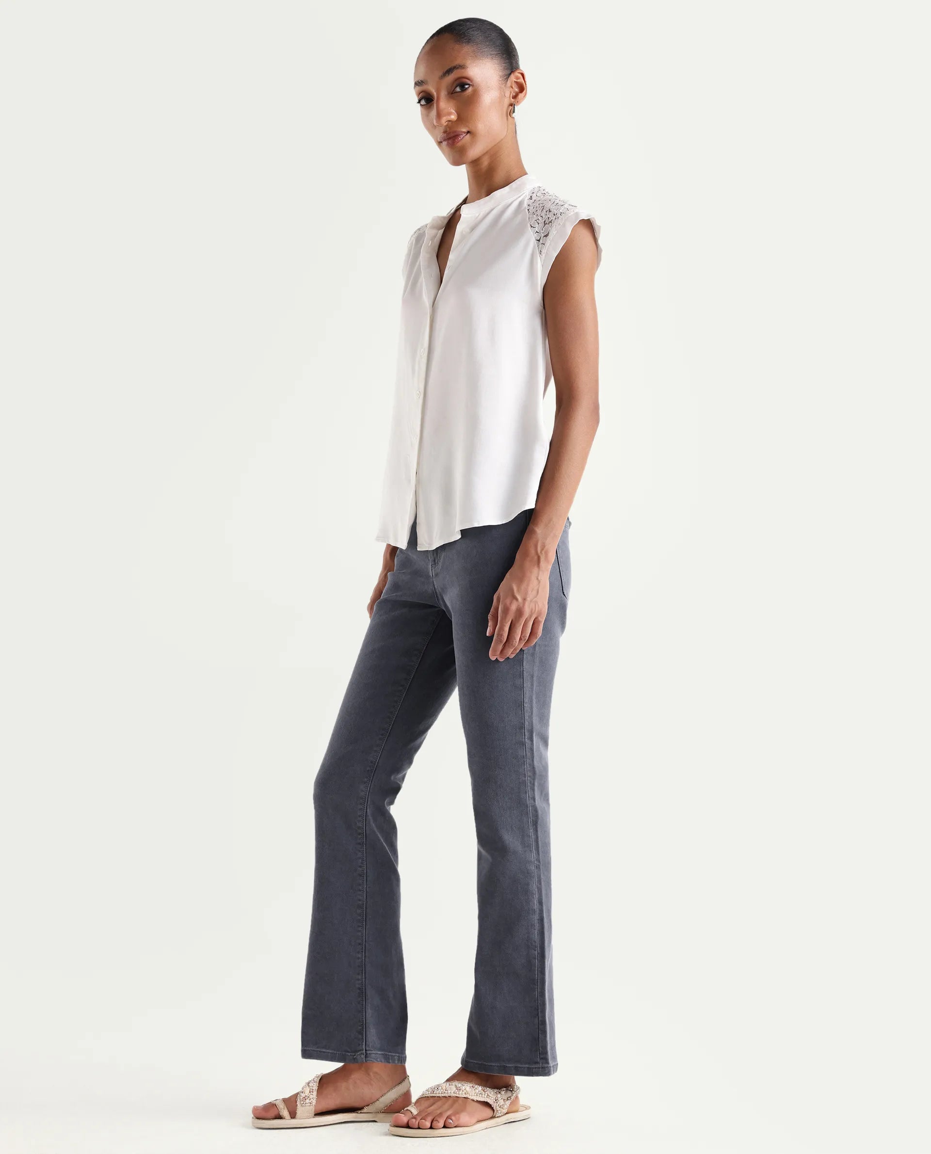 Rareism Women's Booter Grey Cotton Blend Plain Ankle Length CLASSIC BOOTCUT Jeans