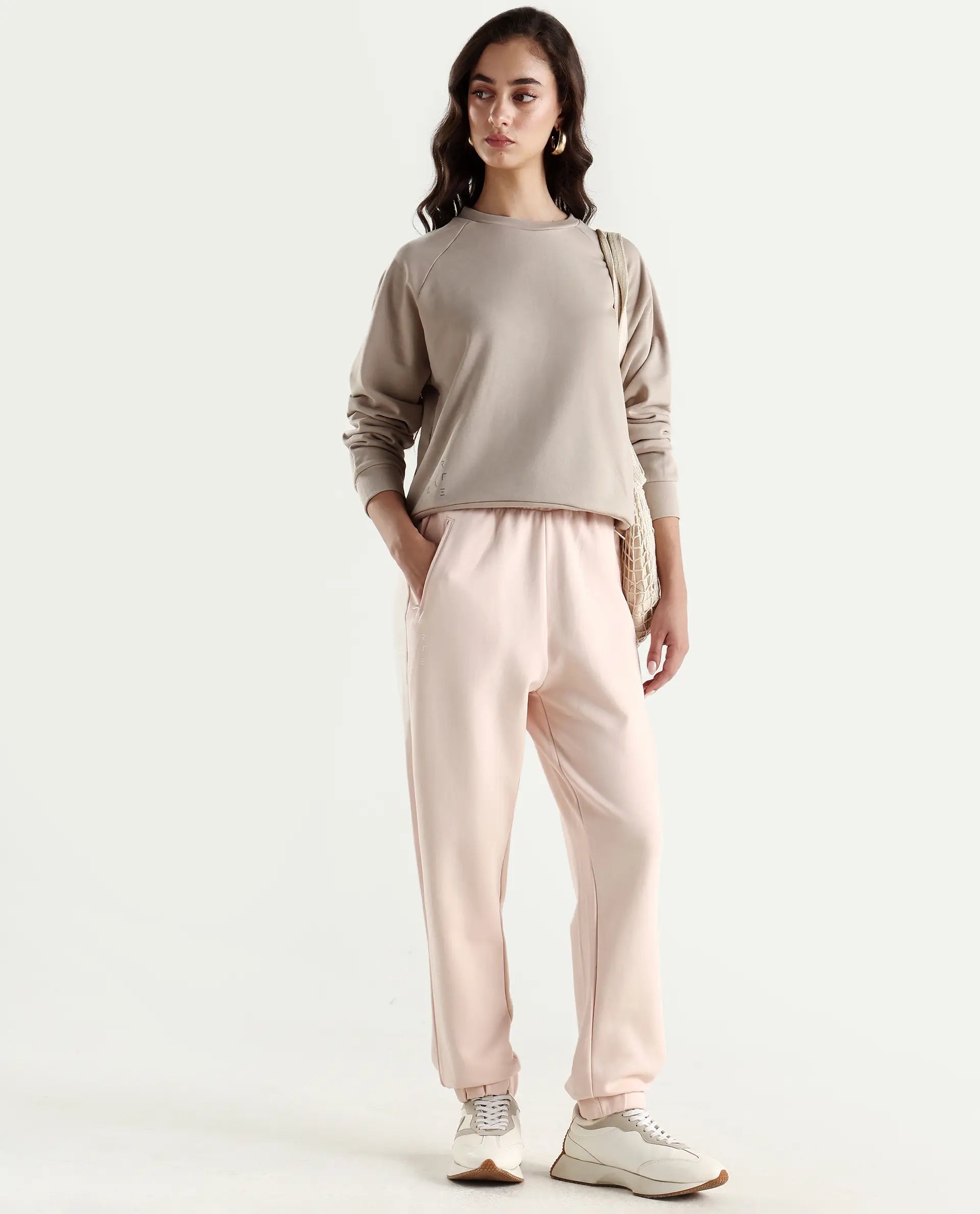 Rareism Women's Heavy Weight Interlock 340 Gsm Cotton Blend Plain Ankle Length Relaxed Fit Track Pant