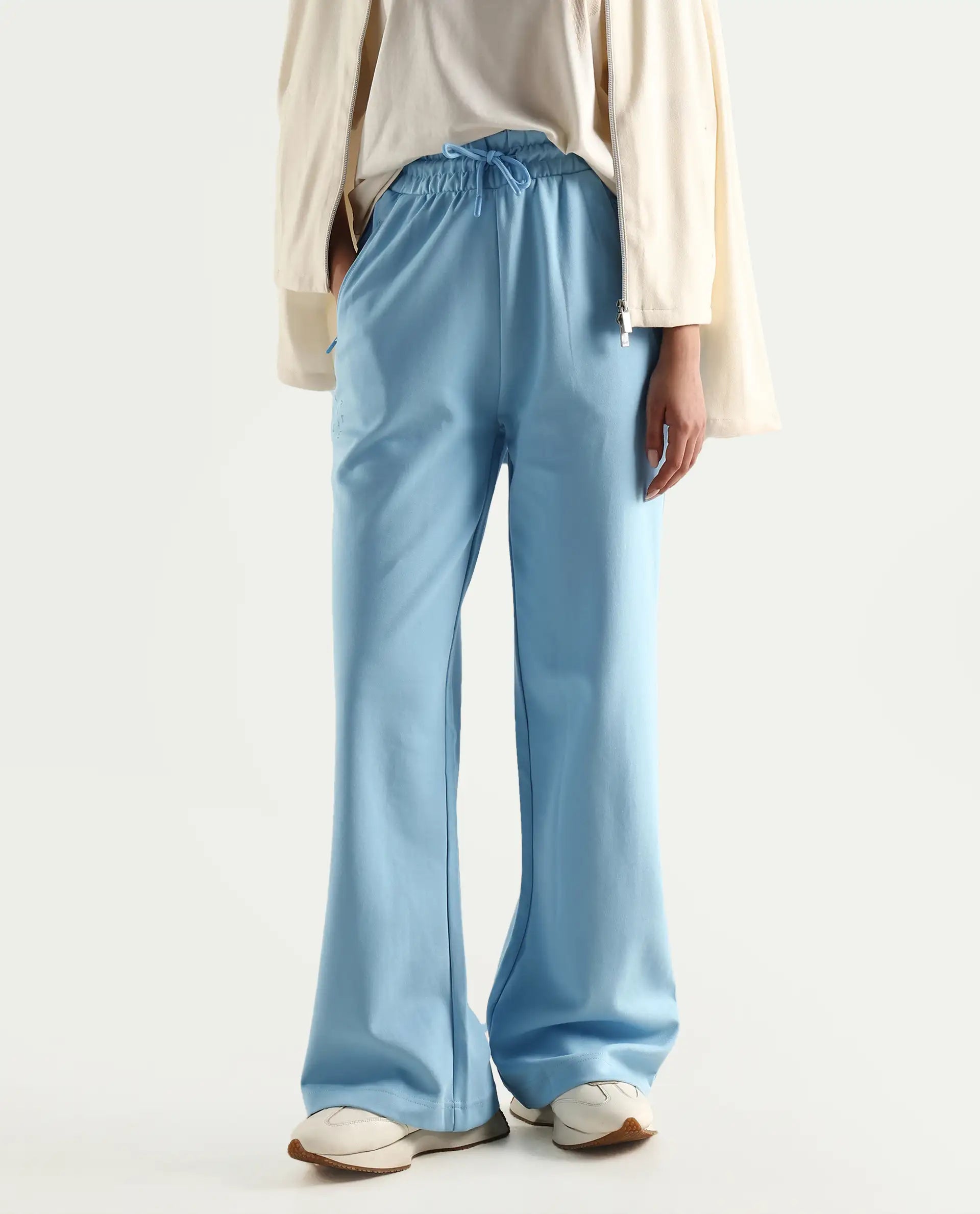 Rareism Women's Heavy Weight Interlock 340 Gsm Cotton Blend Plain Ankle Length Relaxed Fit Track Pant Flared