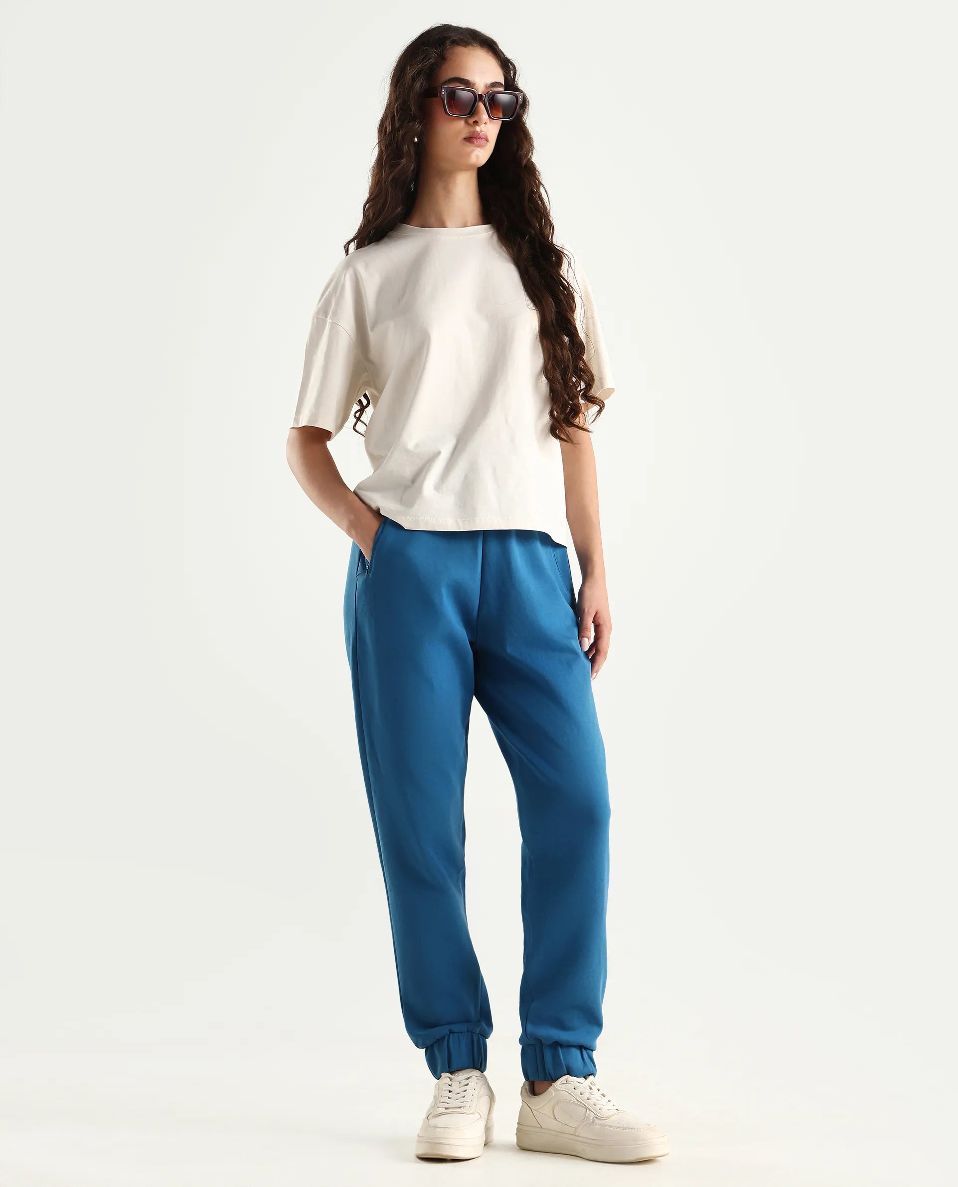 Rareism Women's Heavy Weight Interlock 340 Gsm Cotton Blend Plain Ankle Length Relaxed Fit Track Pant