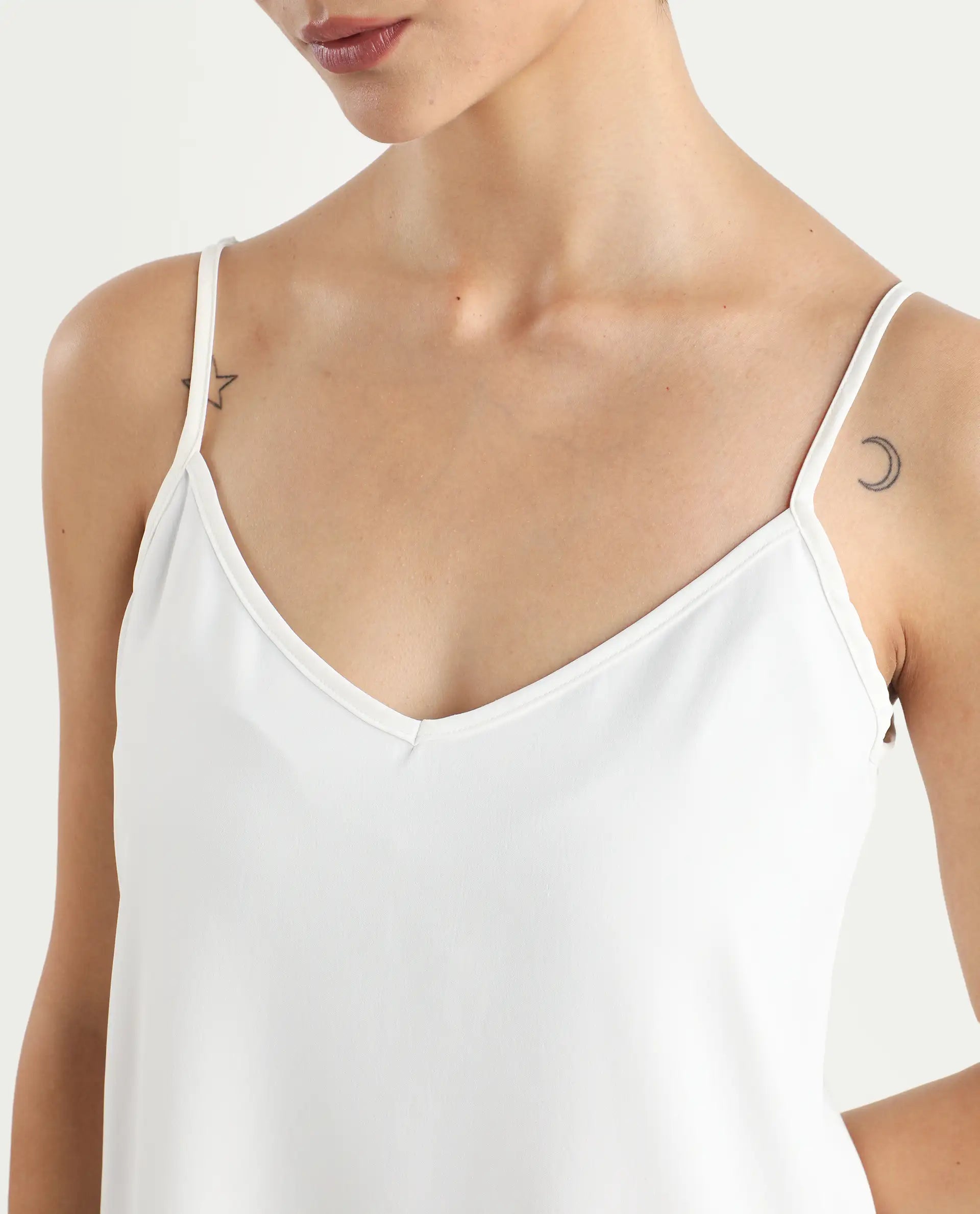 Rareism Women's Slipos Offwhite Polyester V-Neck Plain Shoulder Strap Knee Length Regular Fit Inner Wear