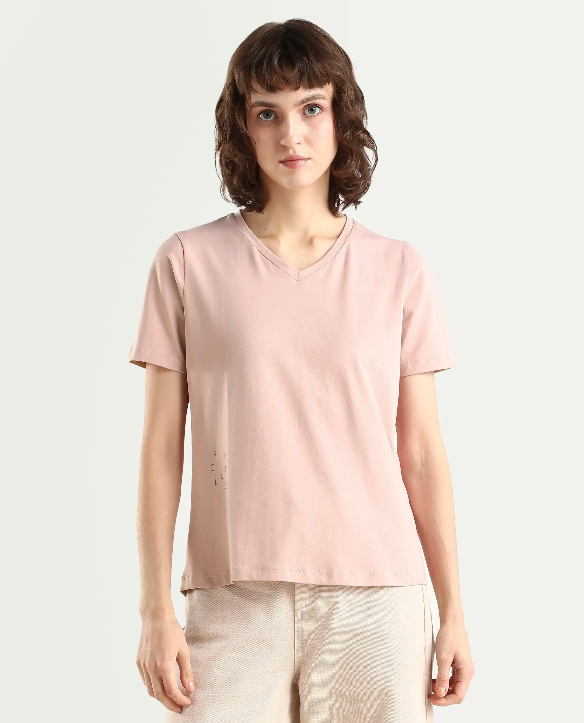 Rareism Women's Arvi Dusky Pink Cotton Blend V-Neck Plain Regular Fit T-Shirt