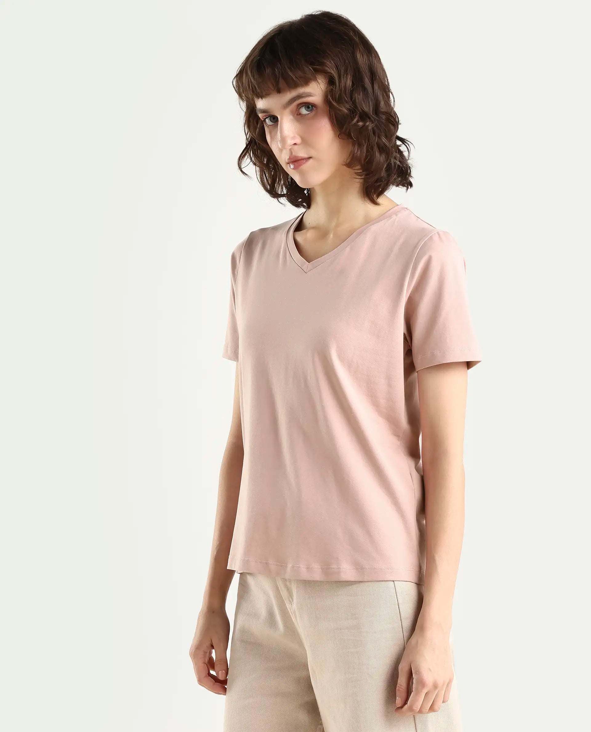 Rareism Women's Arvi Dusky Pink Cotton Blend V-Neck Plain Regular Fit T-Shirt