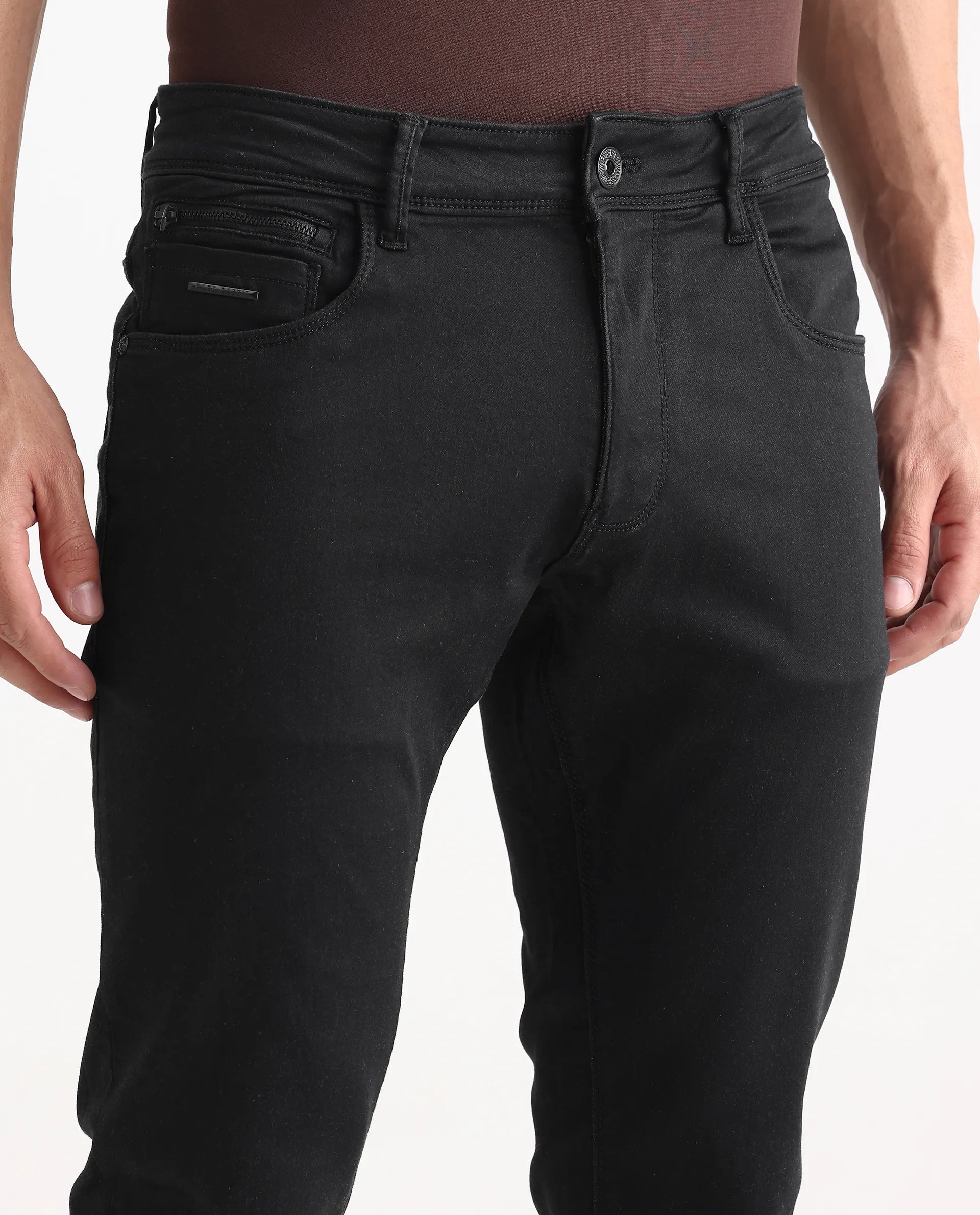 Rare Rabbit Men's Radley Black Cotton Plain Hawk Slim Fit Jeans