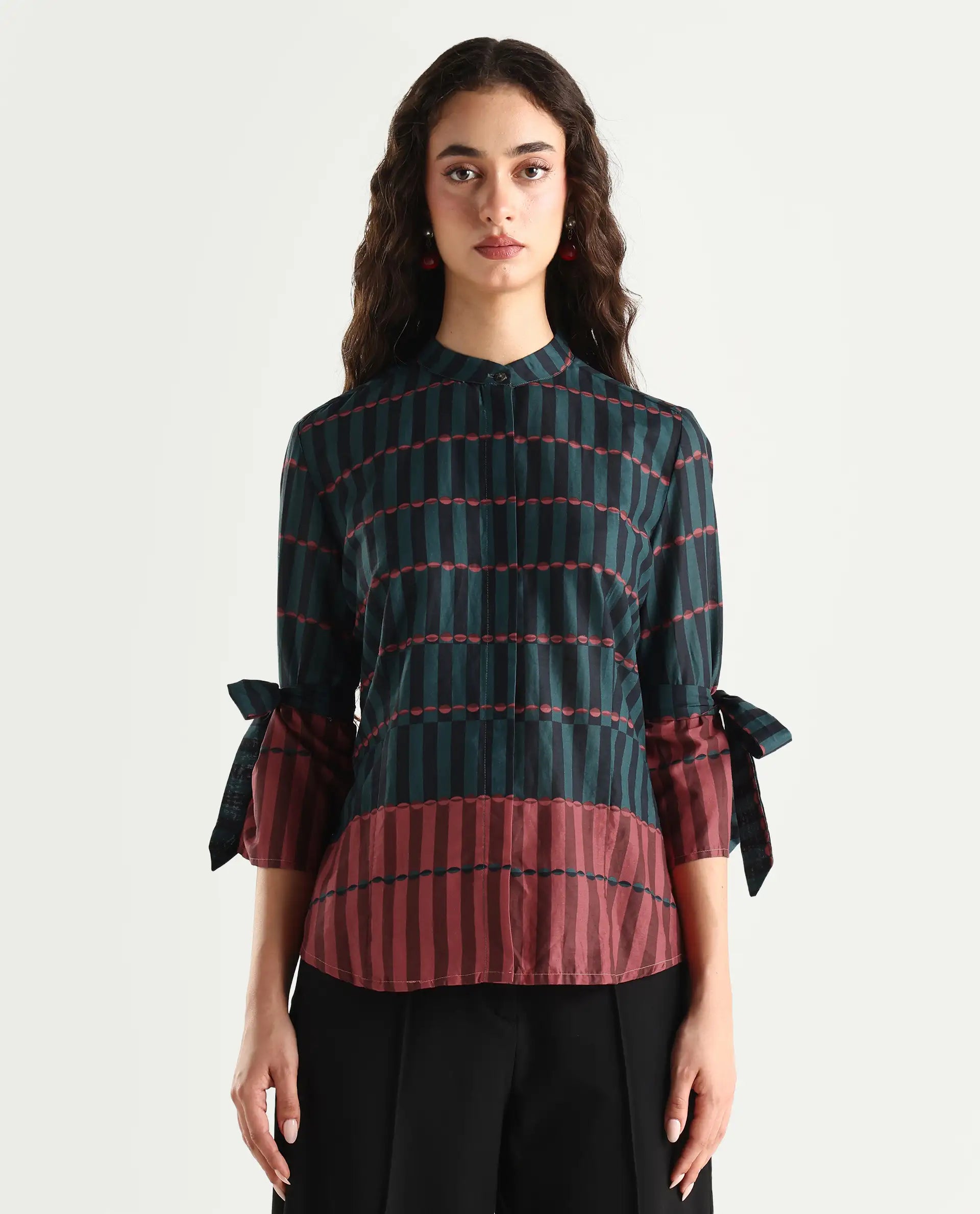 Rareism Women's Muraba Green Cotton Mandarin Collar Geometric Print Regular Fit Top