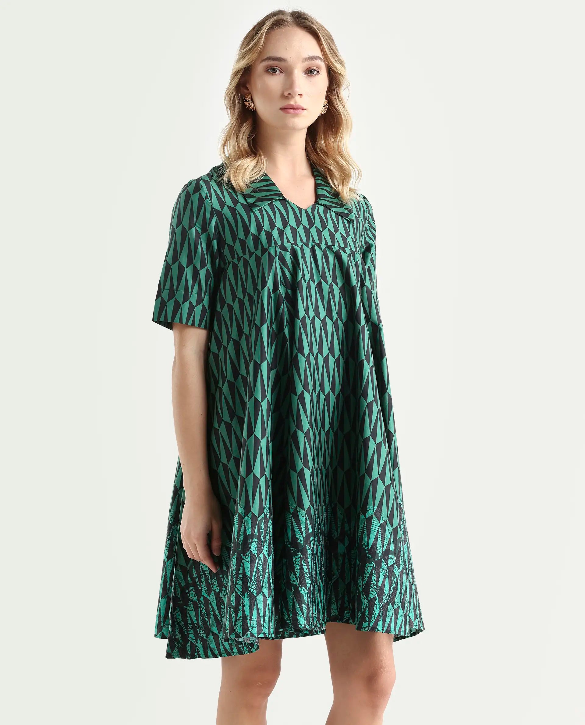 Rareism Women's Carolin Green Cotton Spread Collar Geometric Print Knee Length Fit And Flare Dress