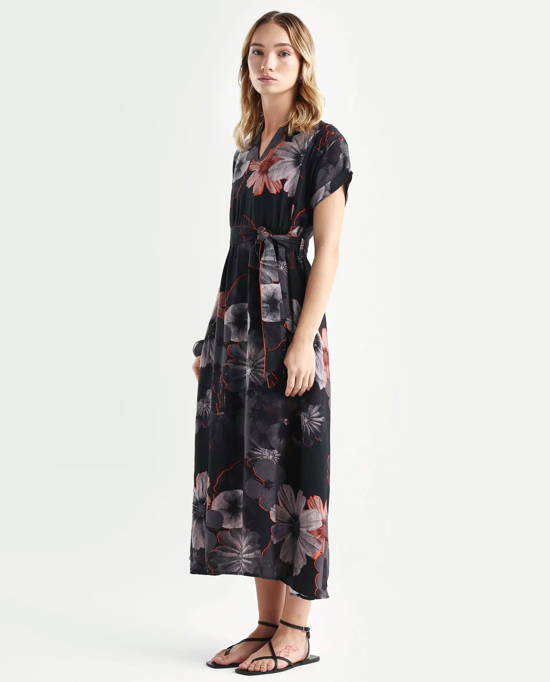 Rareism Women's Ringel Black Polyester Blend V-Neck Floral Print Extended Sleeves Maxi Regular Fit Dress