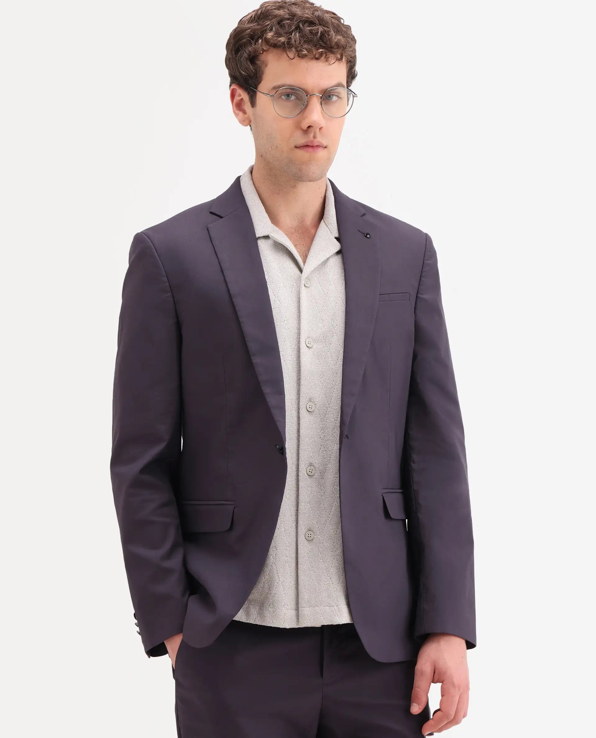 Rare Rabbit Men's Oscar Dark Purple Polyester Plain Tailored Fit Full Sleeve Lapel Neck Suits