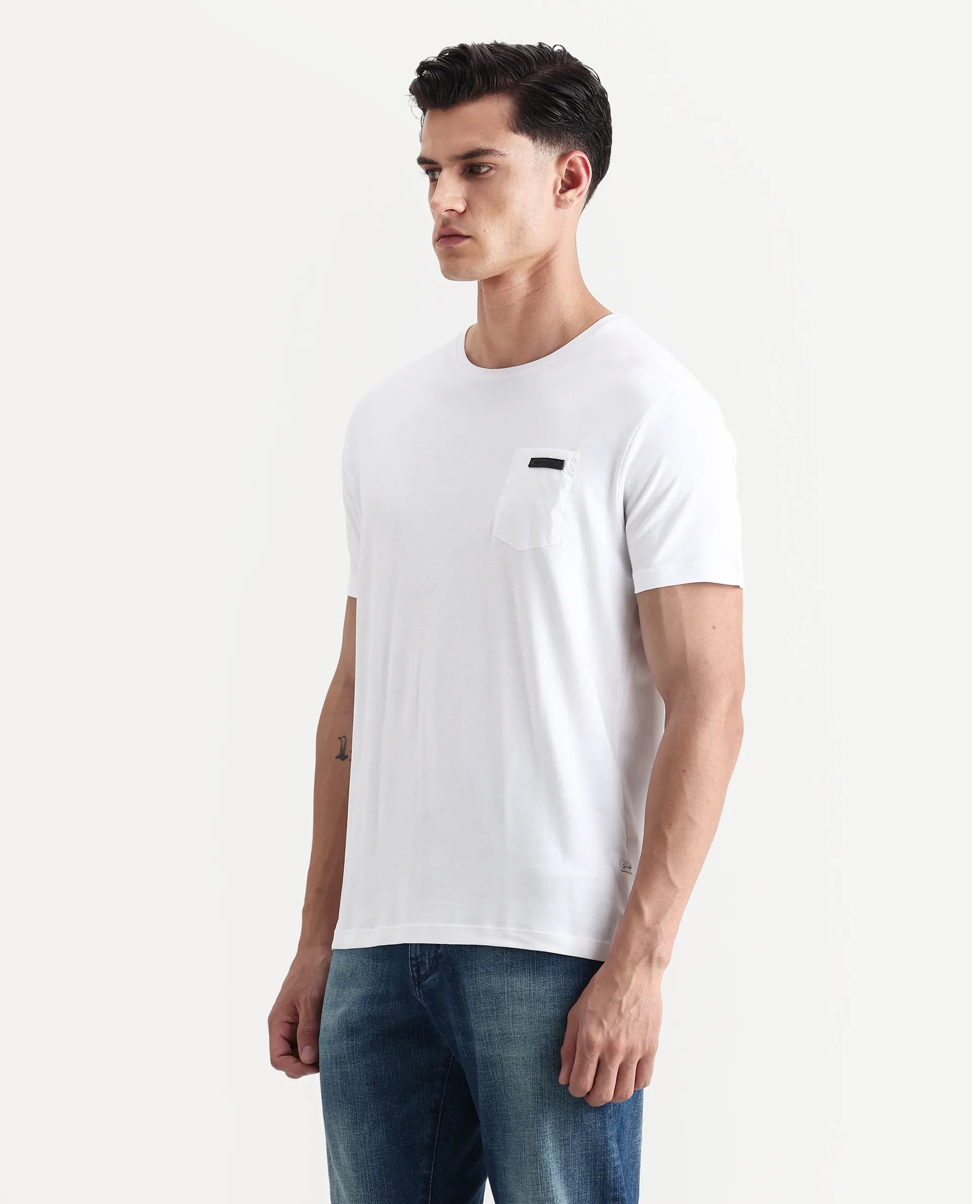 Rare Rabbit Men's Azul White Cotton Plain Slim Fit Half Sleeve Crew Neck T-Shirt